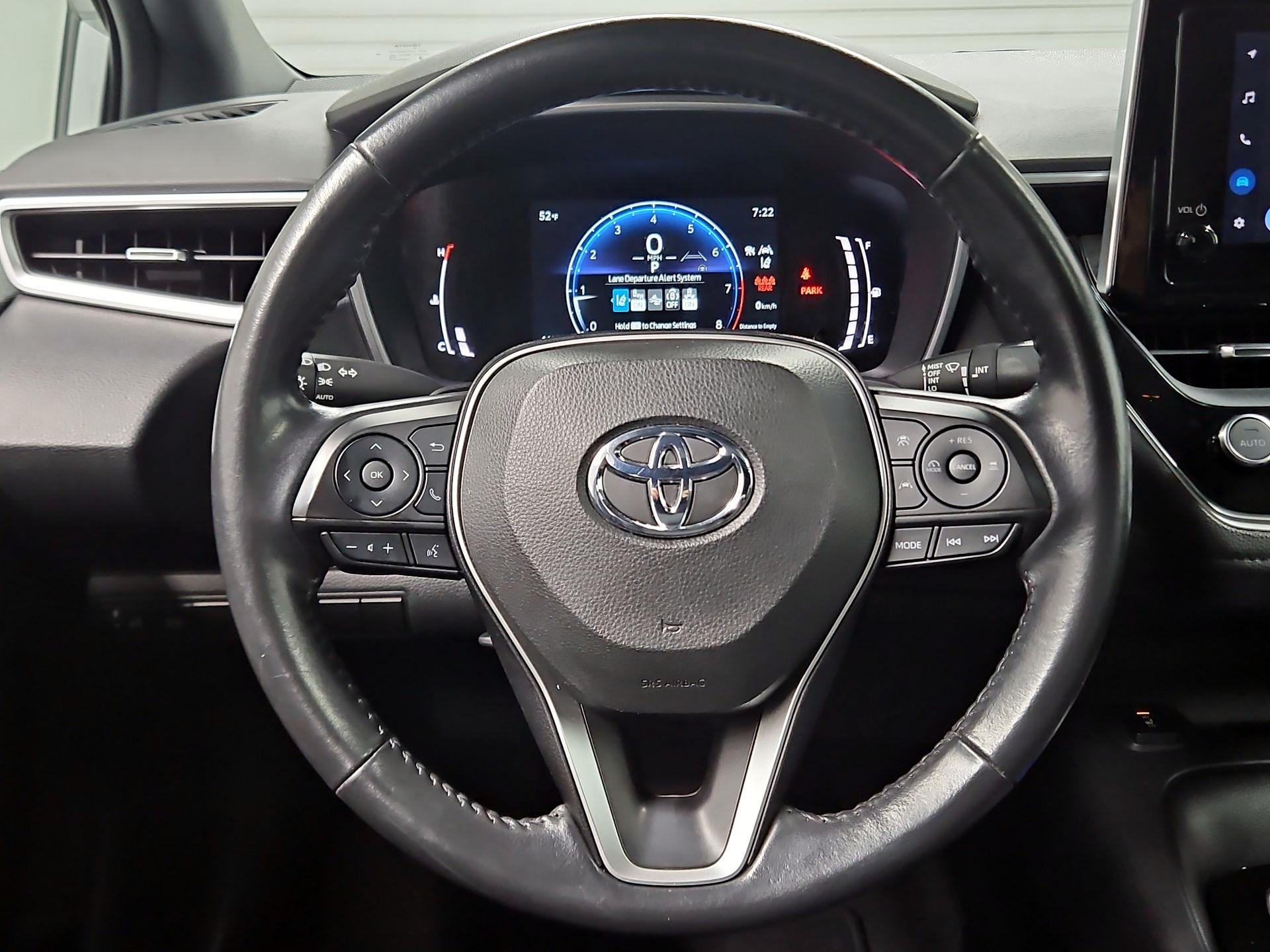 Thumbnail: 2023 Toyota Corolla - 10