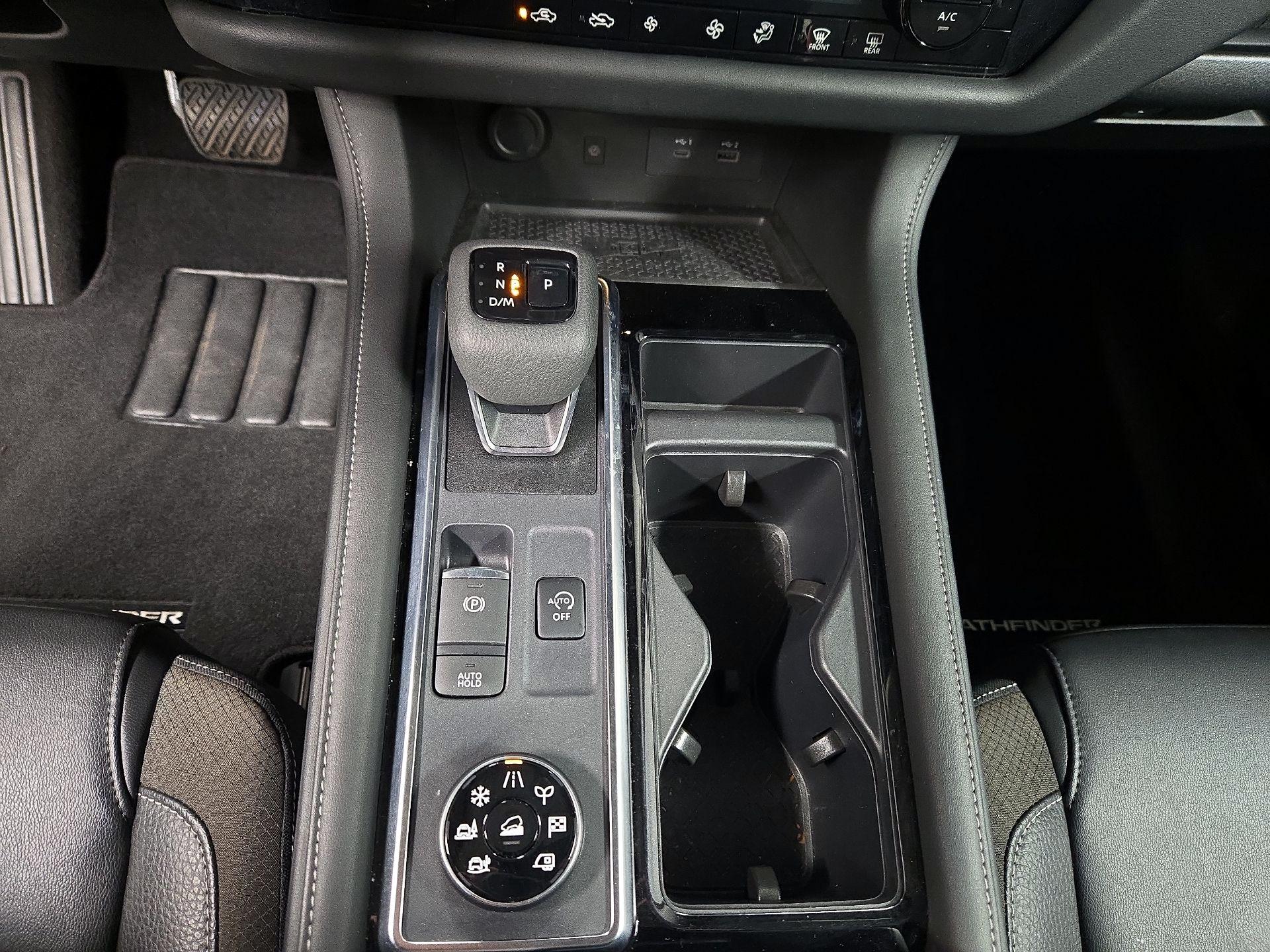 Thumbnail: 2024 Nissan Pathfinder - 18