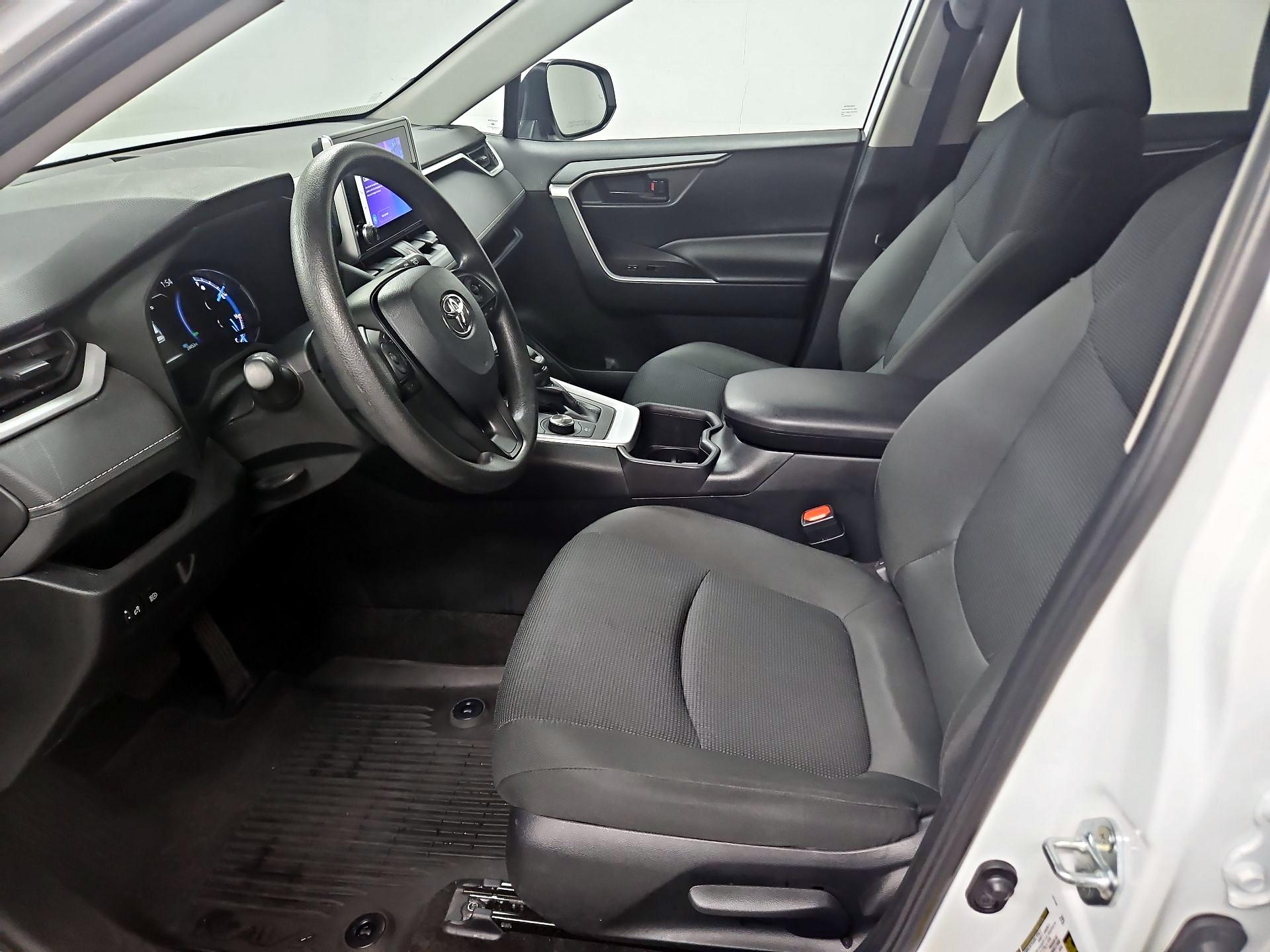 Thumbnail: 2024 Toyota RAV4 - 11