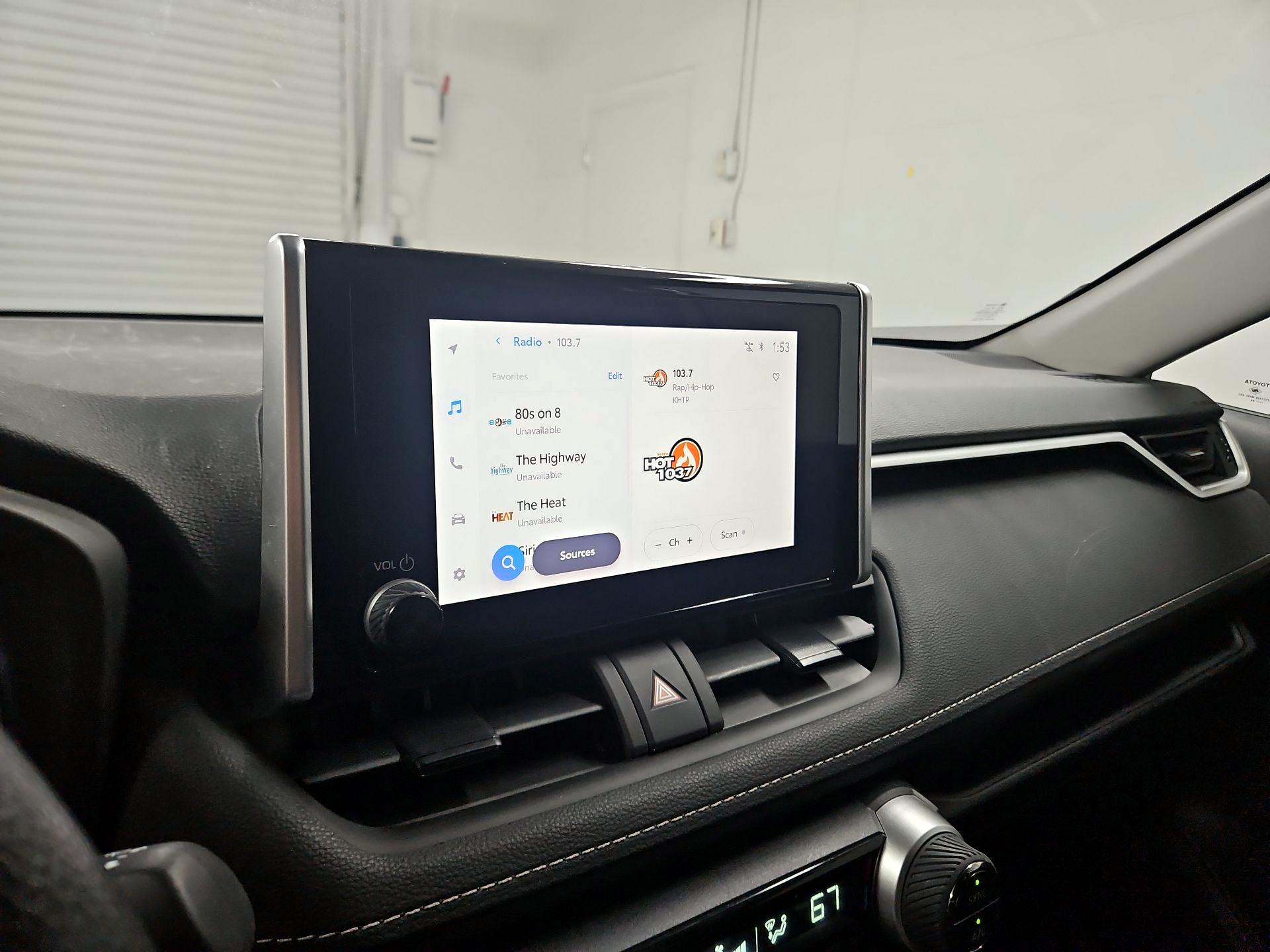 Thumbnail: 2024 Toyota RAV4 - 15