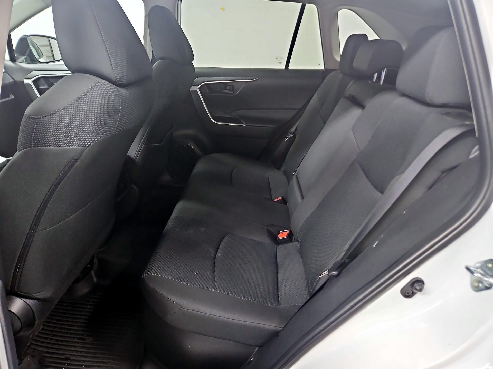 Thumbnail: 2024 Toyota RAV4 - 19