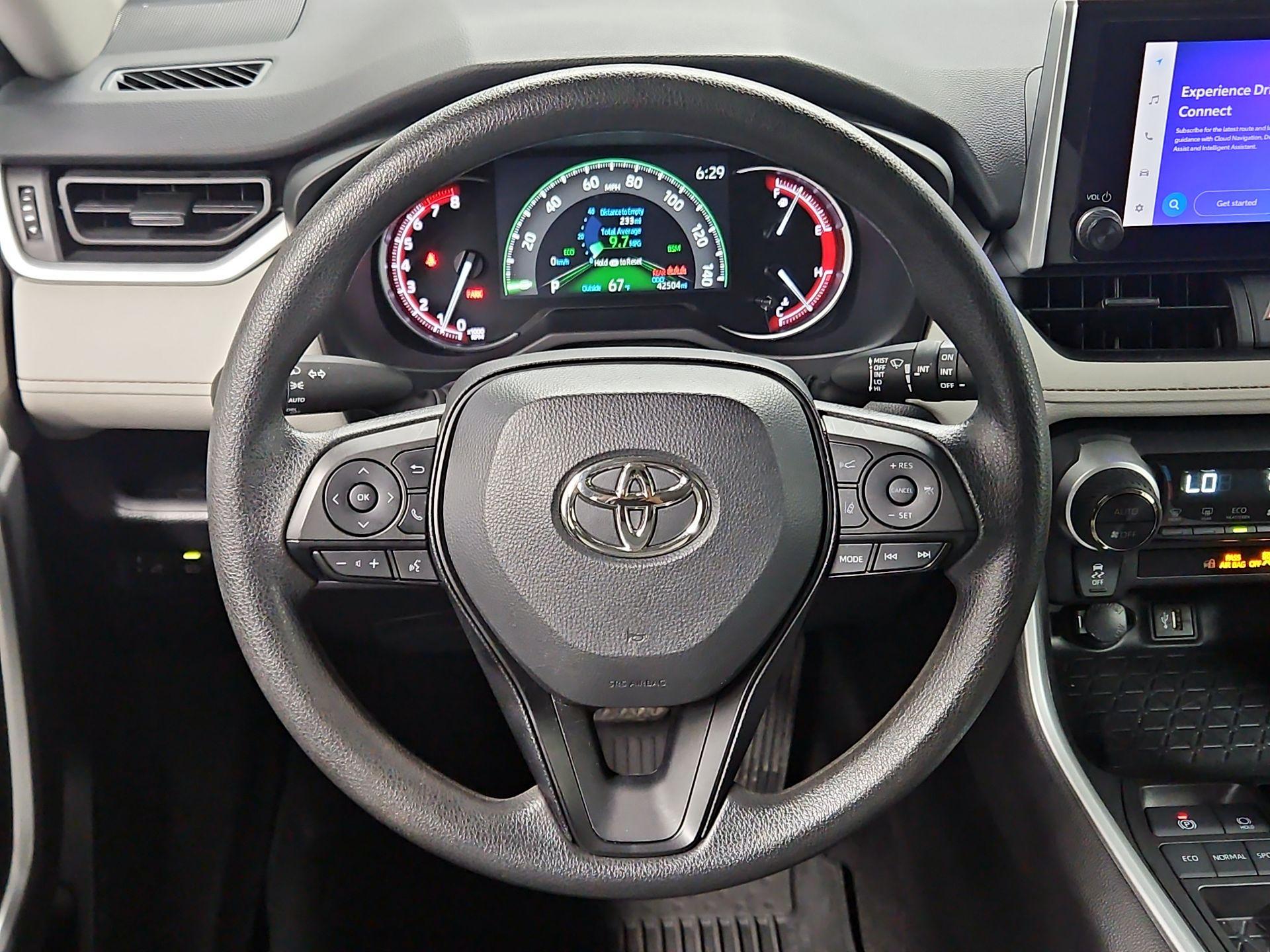 Thumbnail: 2023 Toyota RAV4 - 10