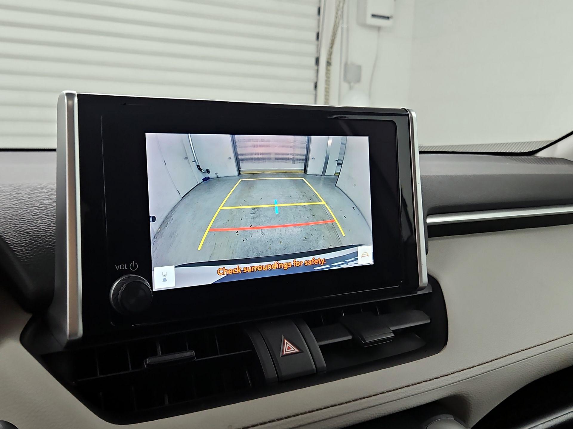 Thumbnail: 2023 Toyota RAV4 - 14