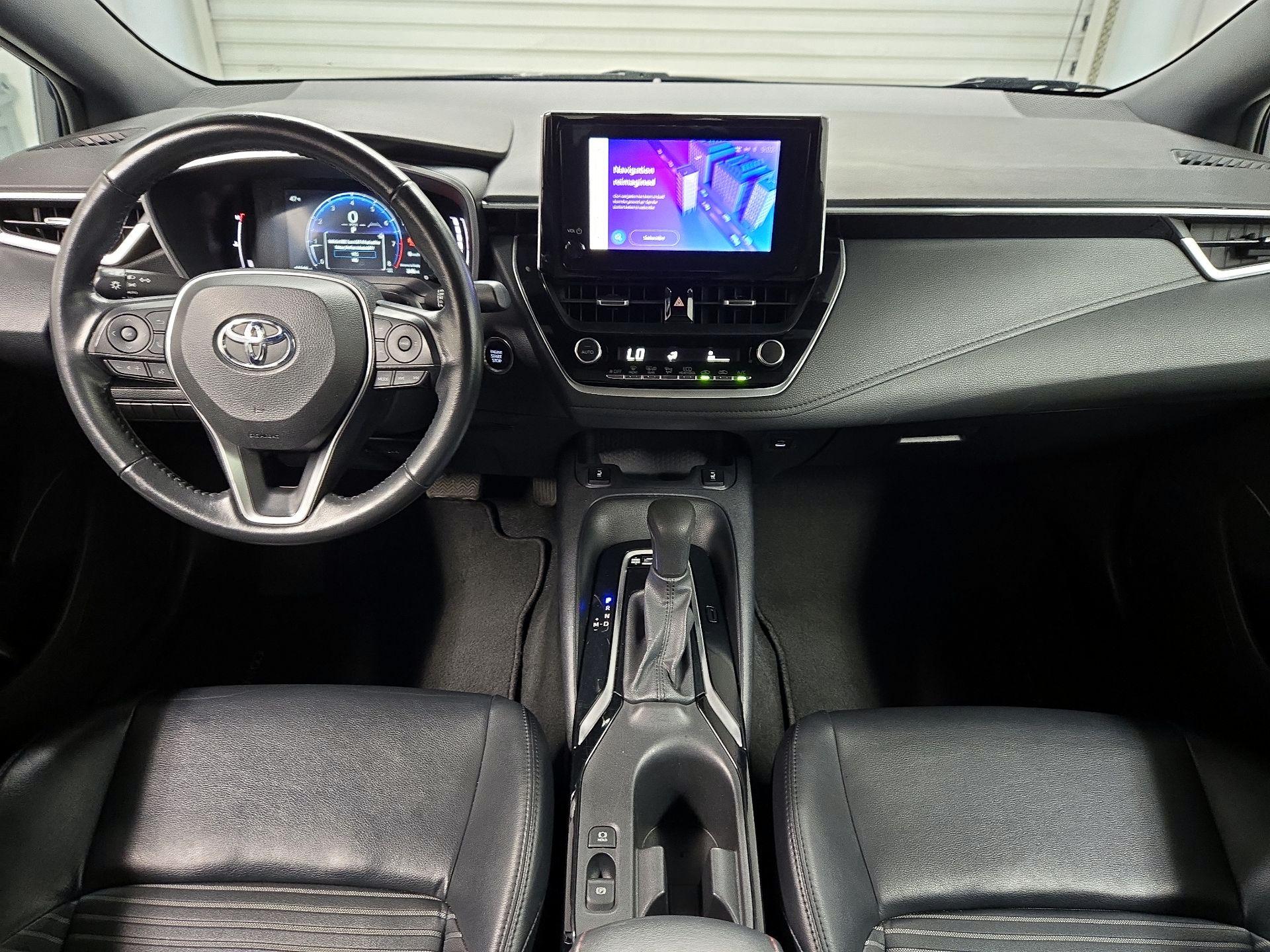 Thumbnail: 2023 Toyota Corolla - 9