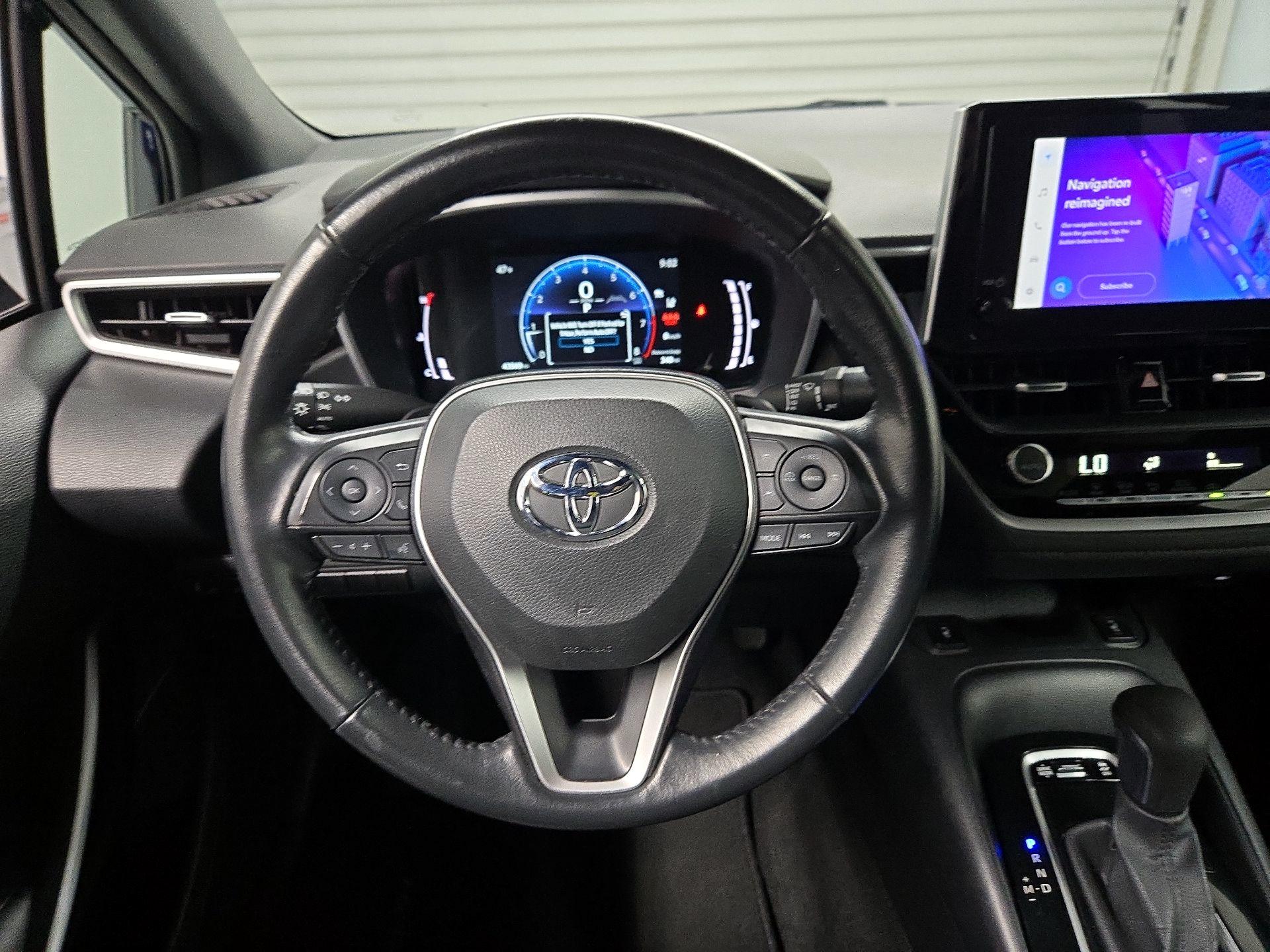 Thumbnail: 2023 Toyota Corolla - 10