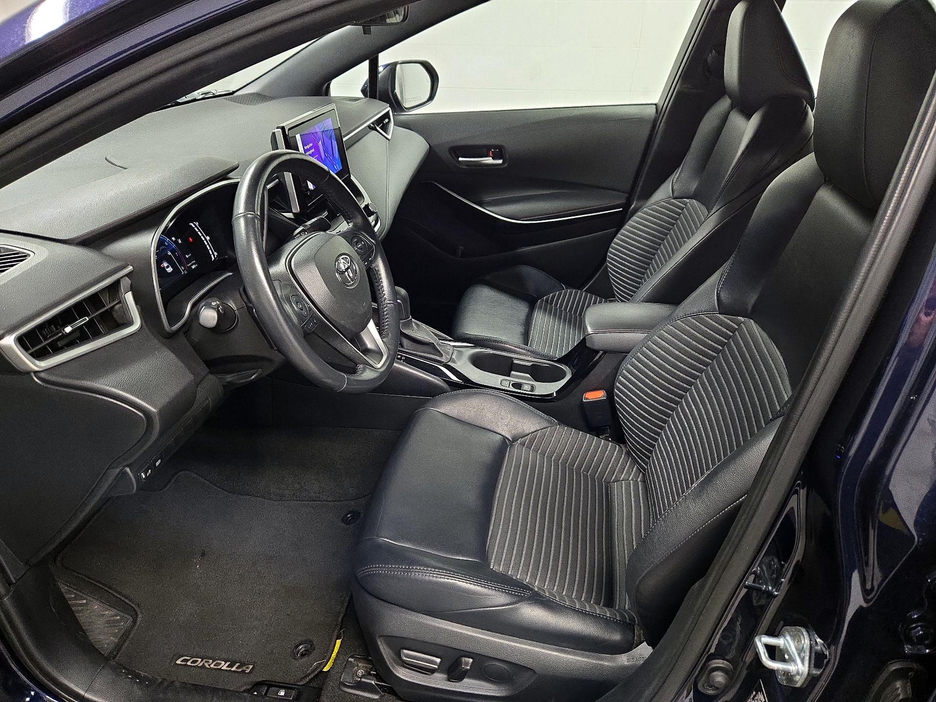 Thumbnail: 2023 Toyota Corolla - 11