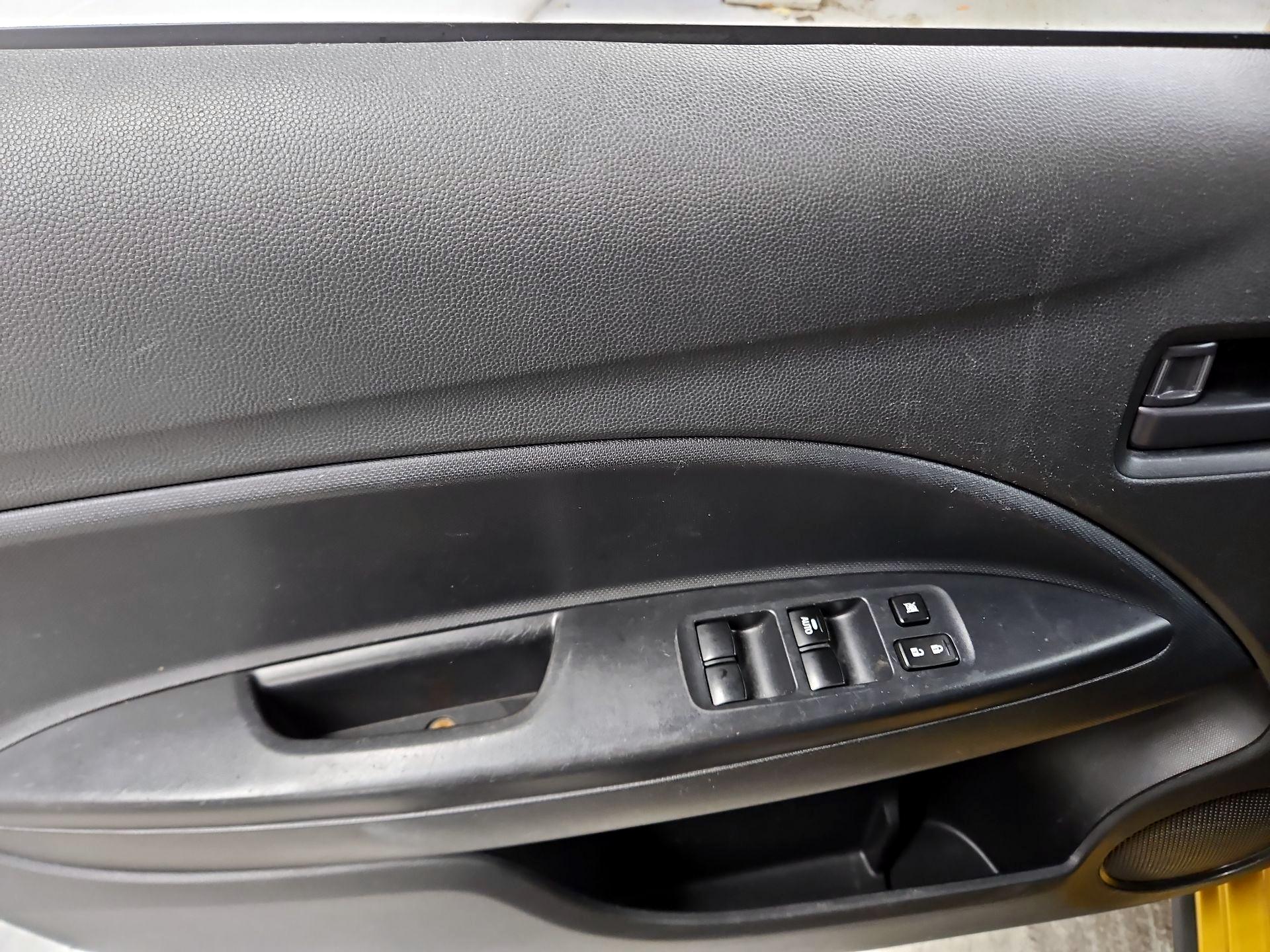 Thumbnail: 2021 Mitsubishi Mirage - 12