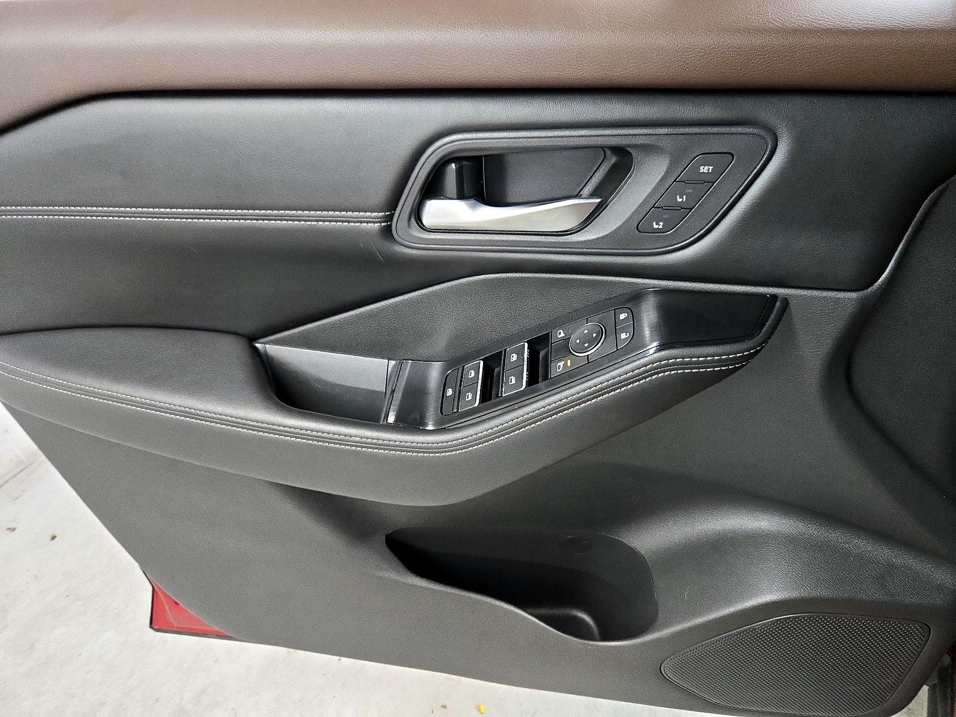 Thumbnail: 2023 Nissan Rogue - 12