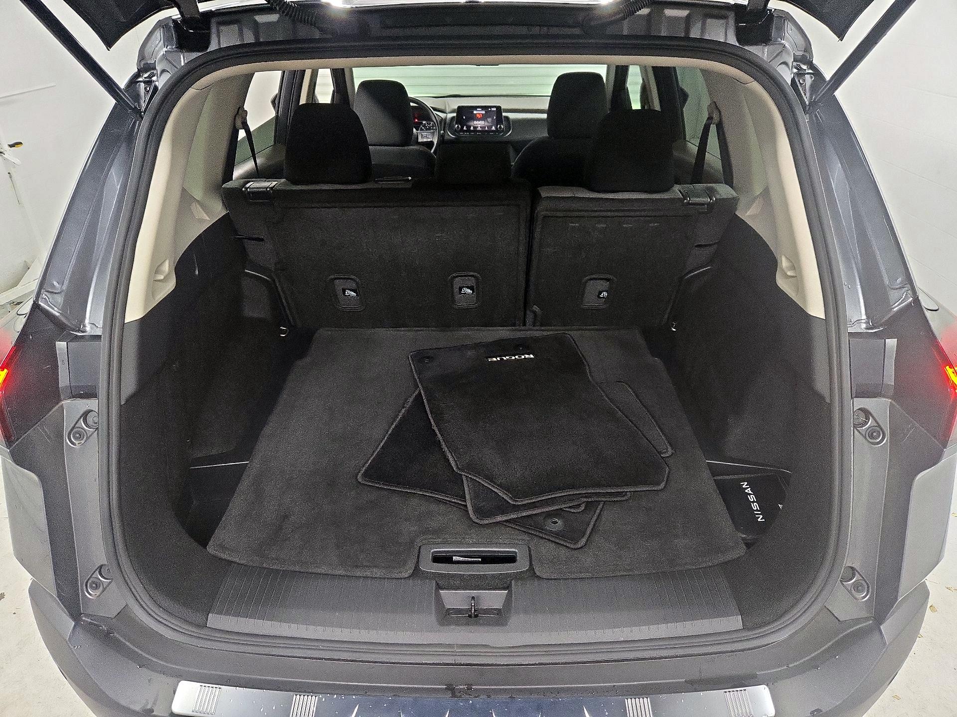 Thumbnail: 2023 Nissan Rogue - 20