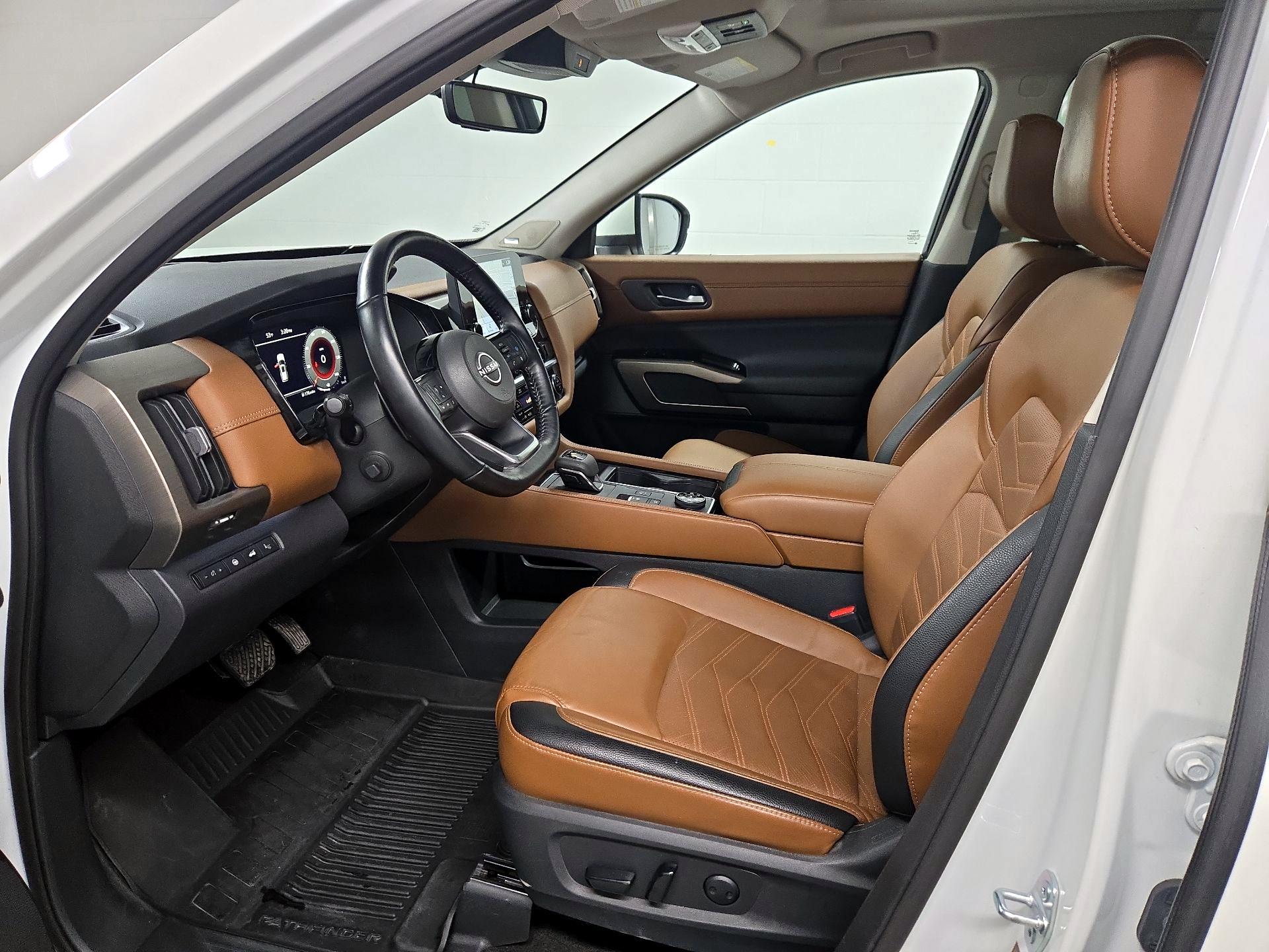 Thumbnail: 2023 Nissan Pathfinder - 11