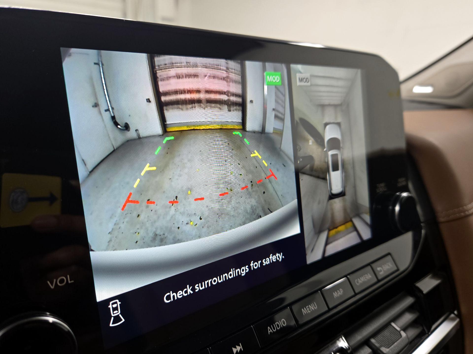 Thumbnail: 2023 Nissan Pathfinder - 15