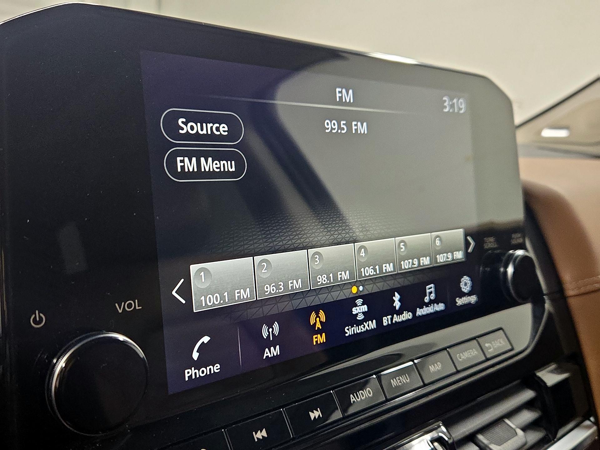 Thumbnail: 2023 Nissan Pathfinder - 16