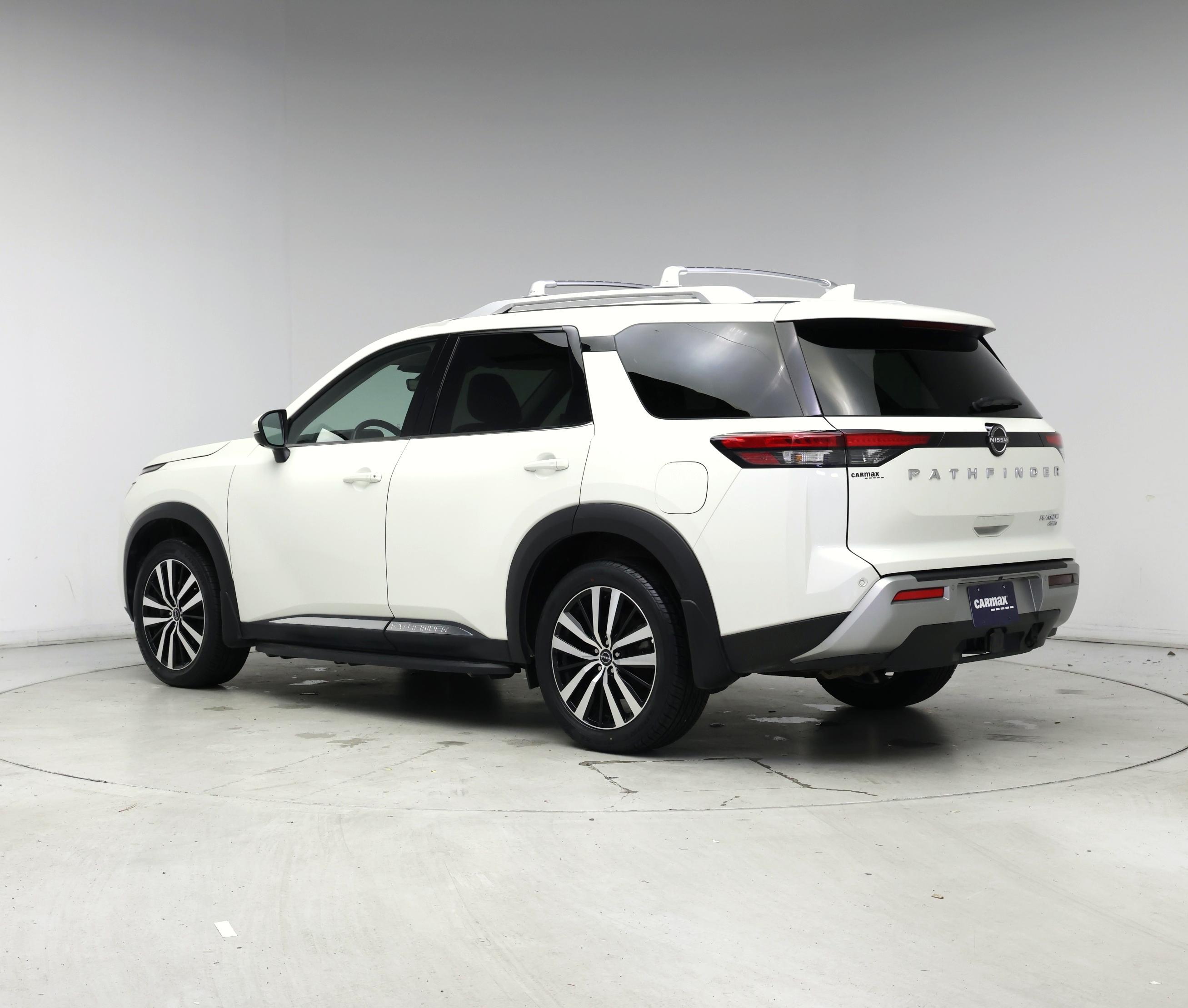 Thumbnail: 2023 Nissan Pathfinder - 2