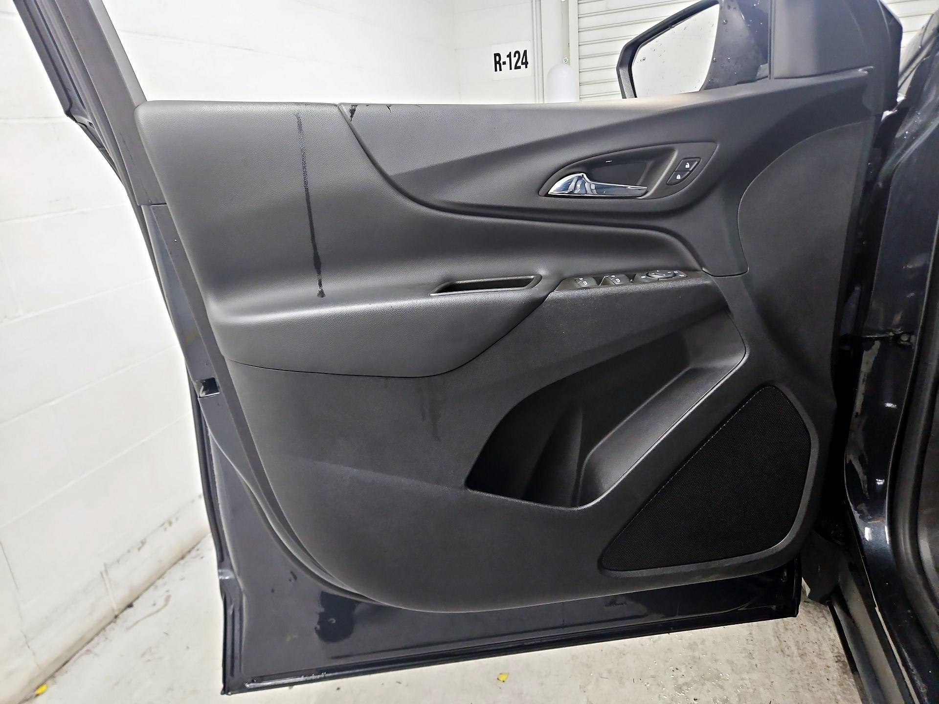 Thumbnail: 2023 Chevrolet Equinox - 12