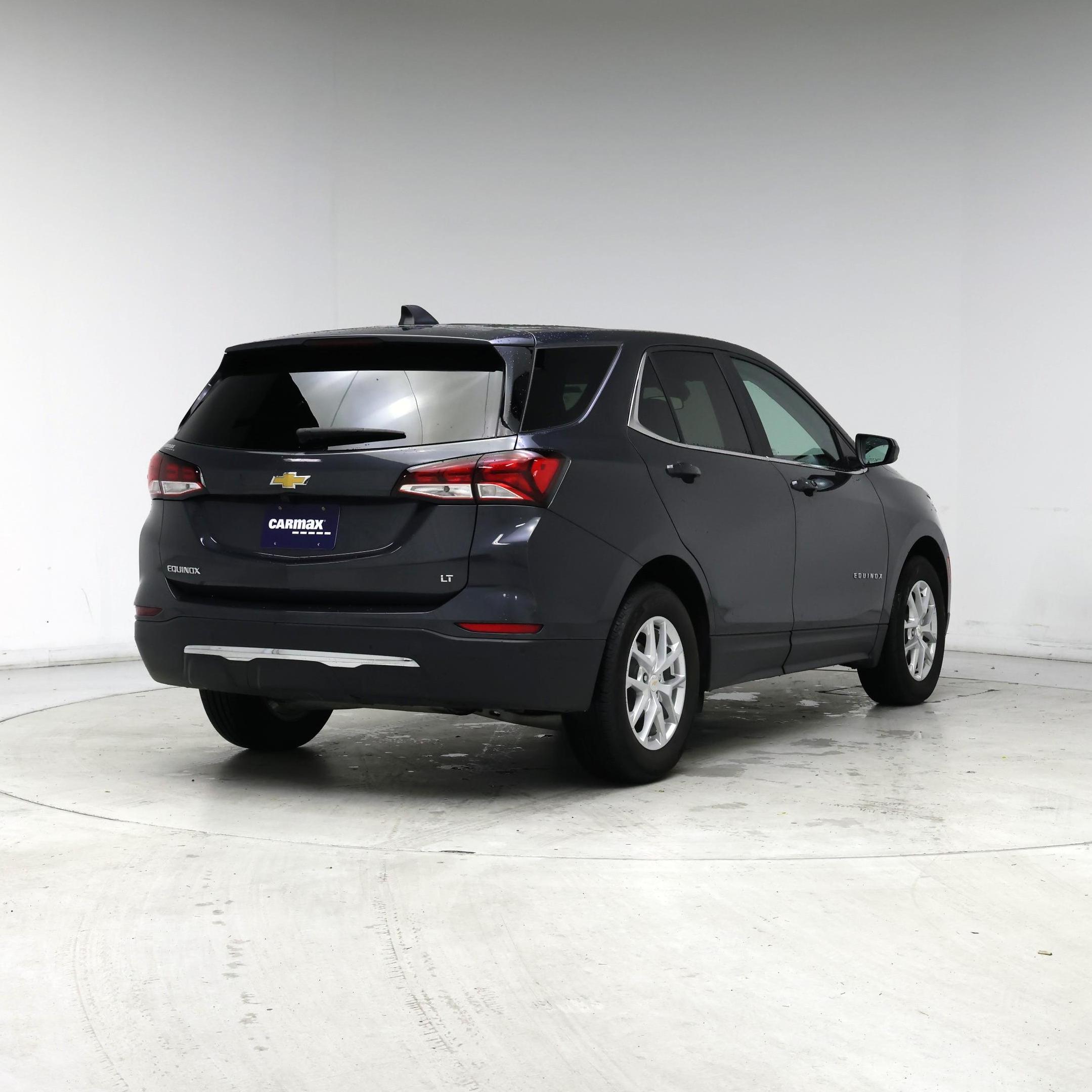 Thumbnail: 2023 Chevrolet Equinox - 8