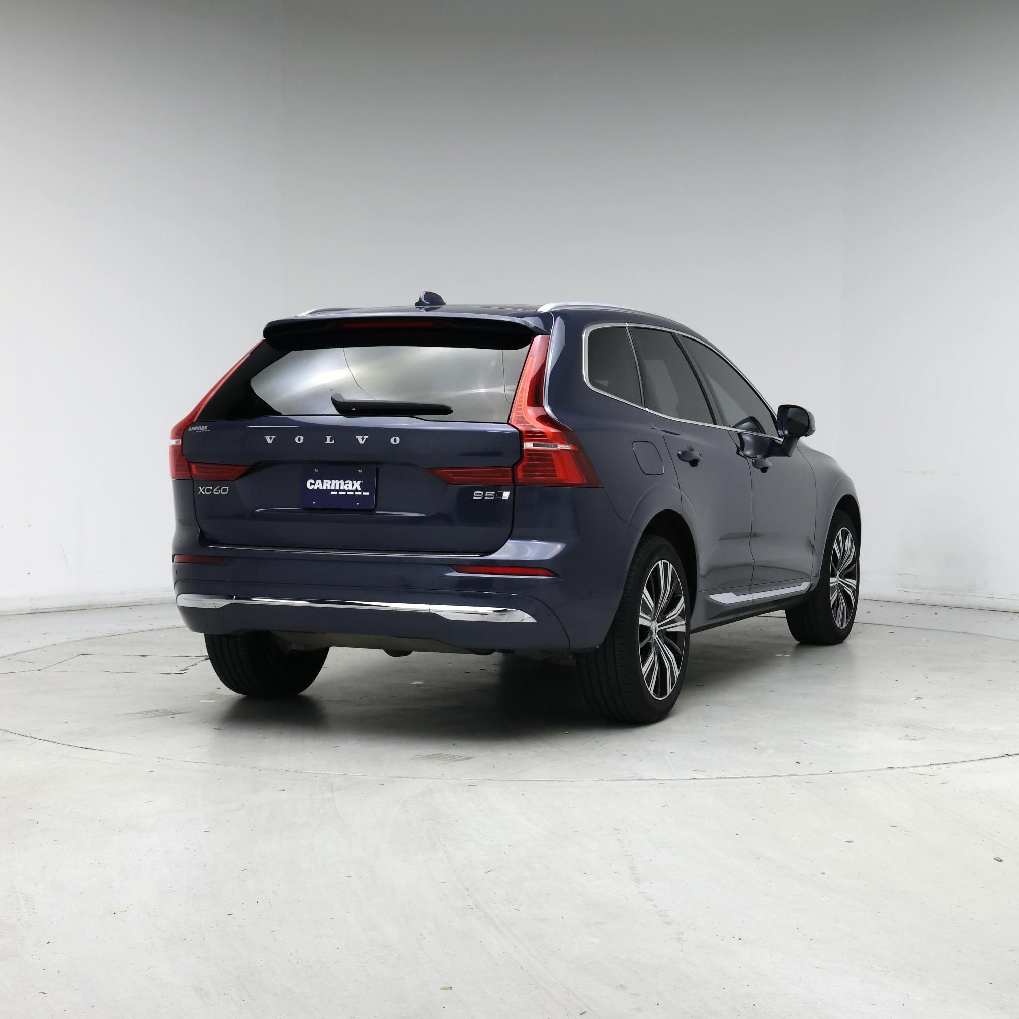 Thumbnail: 2023 Volvo XC60 - 8