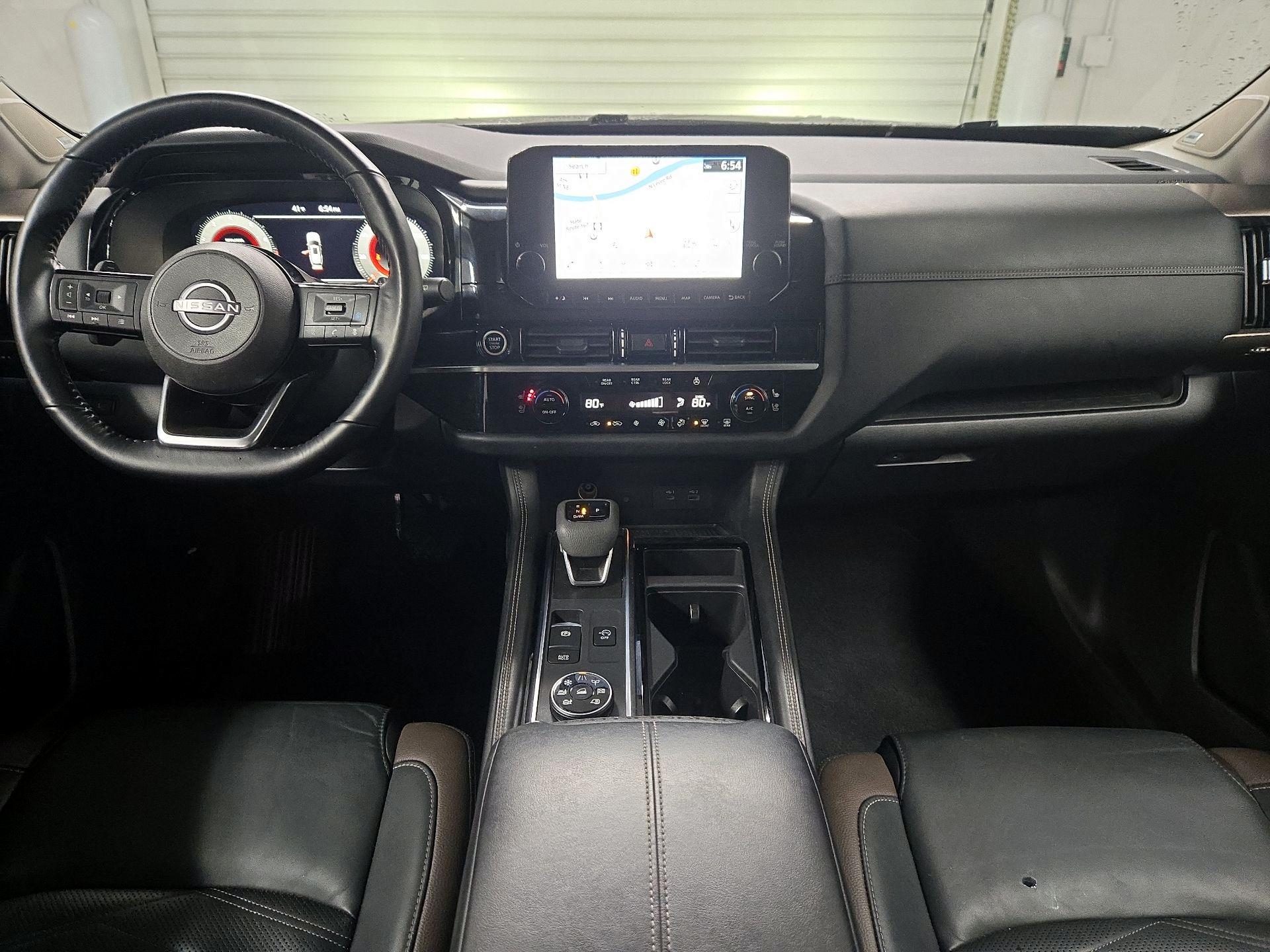 Thumbnail: 2023 Nissan Pathfinder - 9