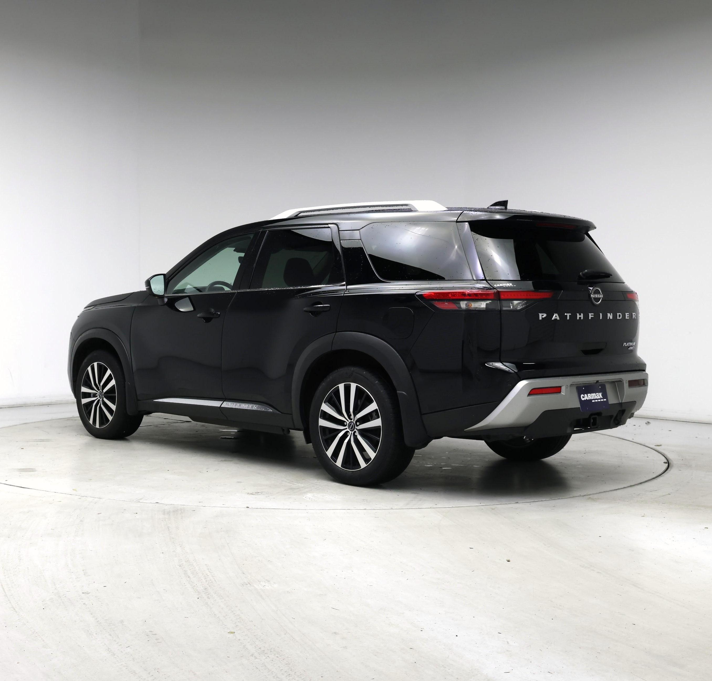 Thumbnail: 2023 Nissan Pathfinder - 2