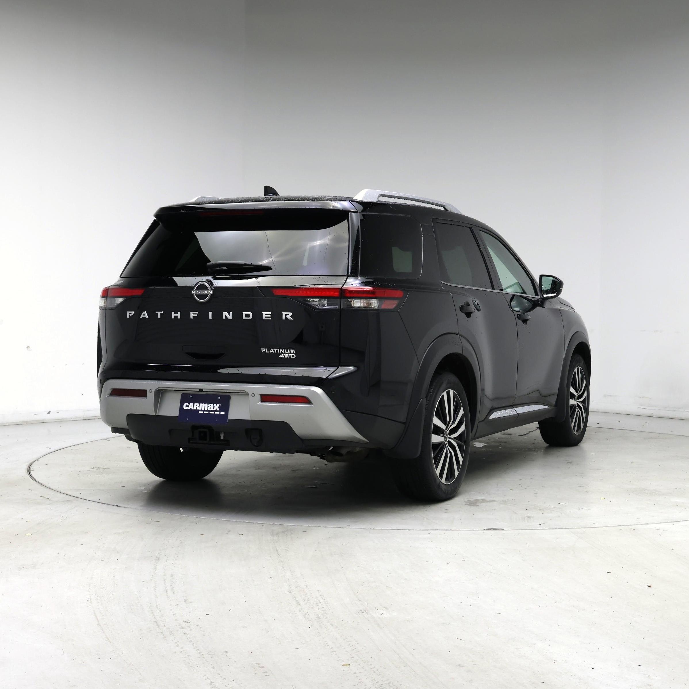 Thumbnail: 2023 Nissan Pathfinder - 8