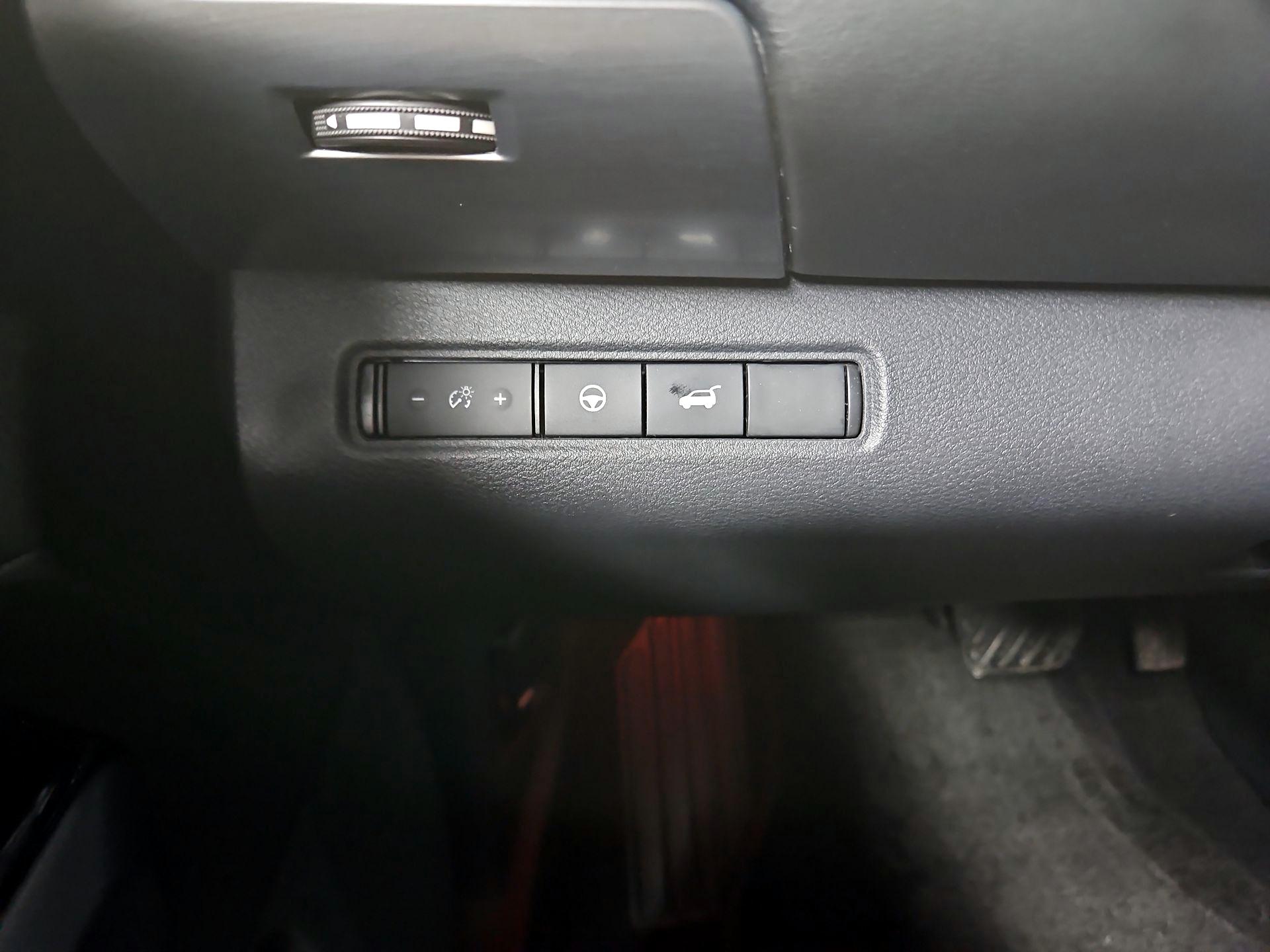 Thumbnail: 2023 Nissan Pathfinder - 13