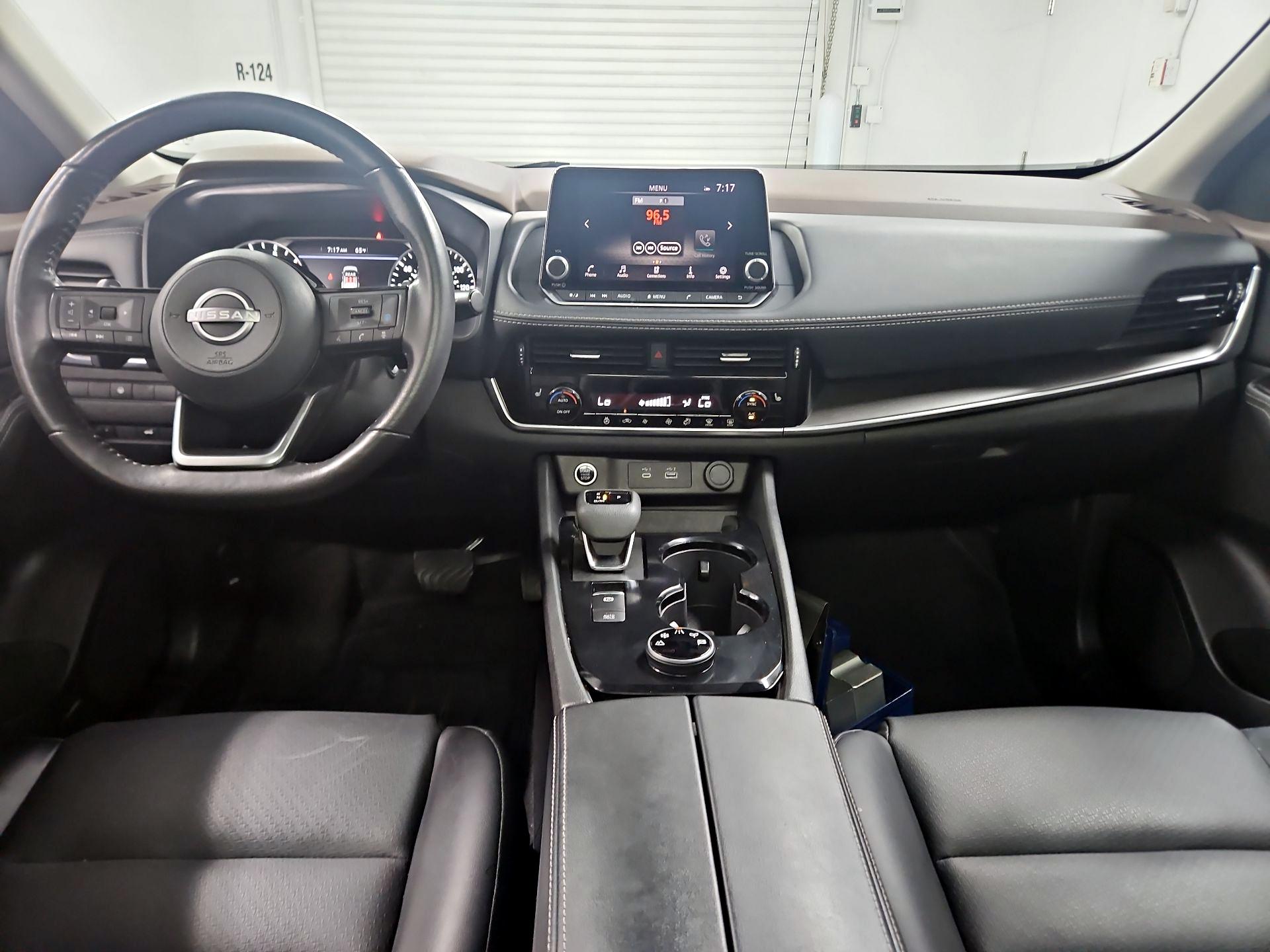 Thumbnail: 2023 Nissan Rogue - 9