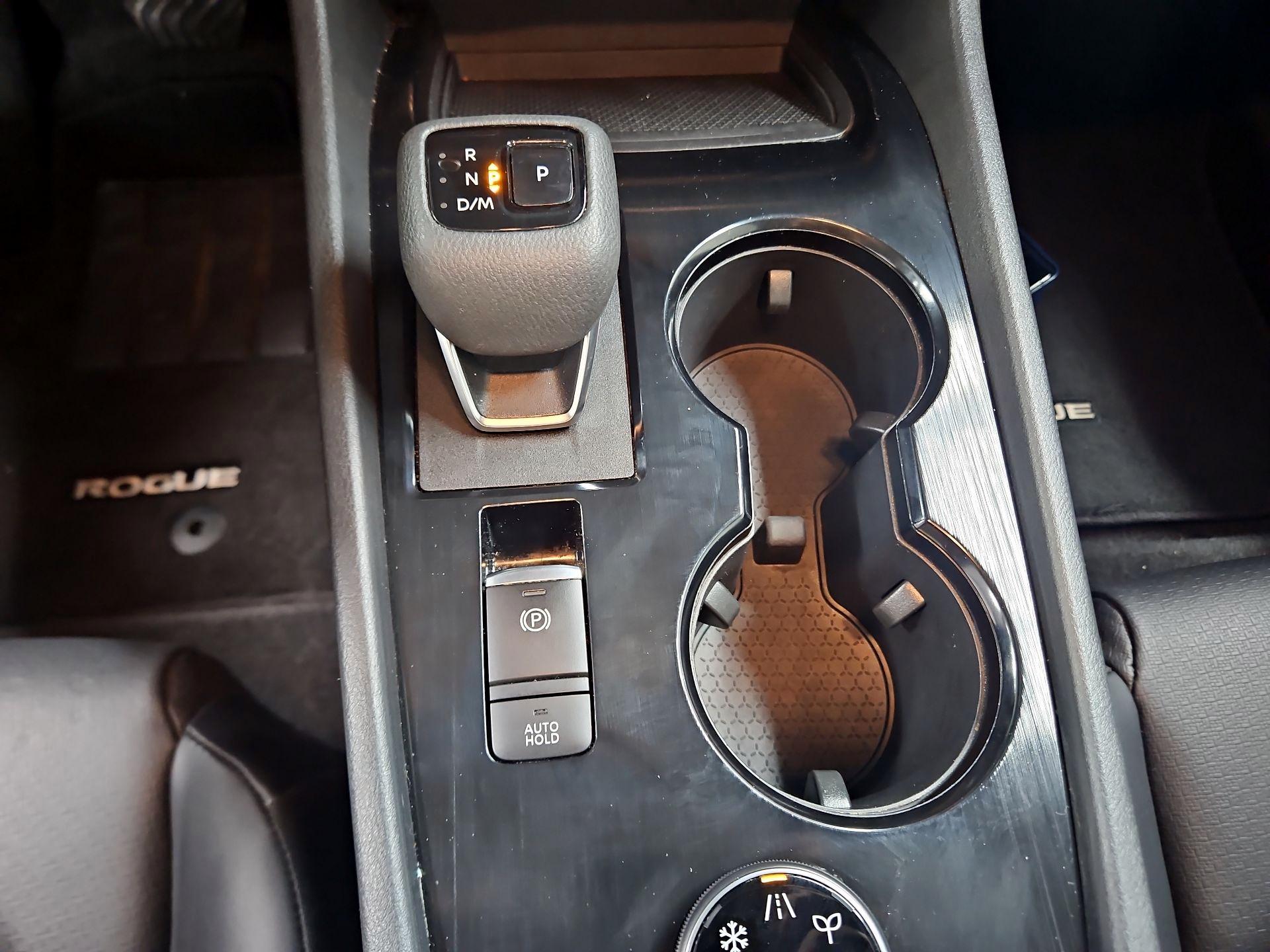 Thumbnail: 2023 Nissan Rogue - 17