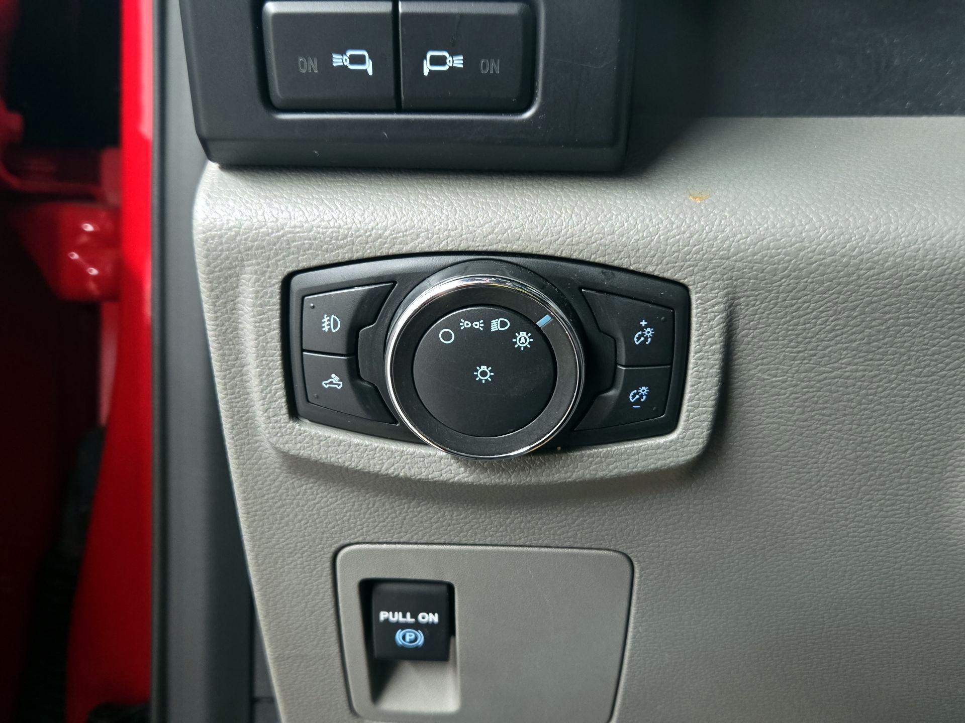 Thumbnail: 2020 Ford F-150 - 13