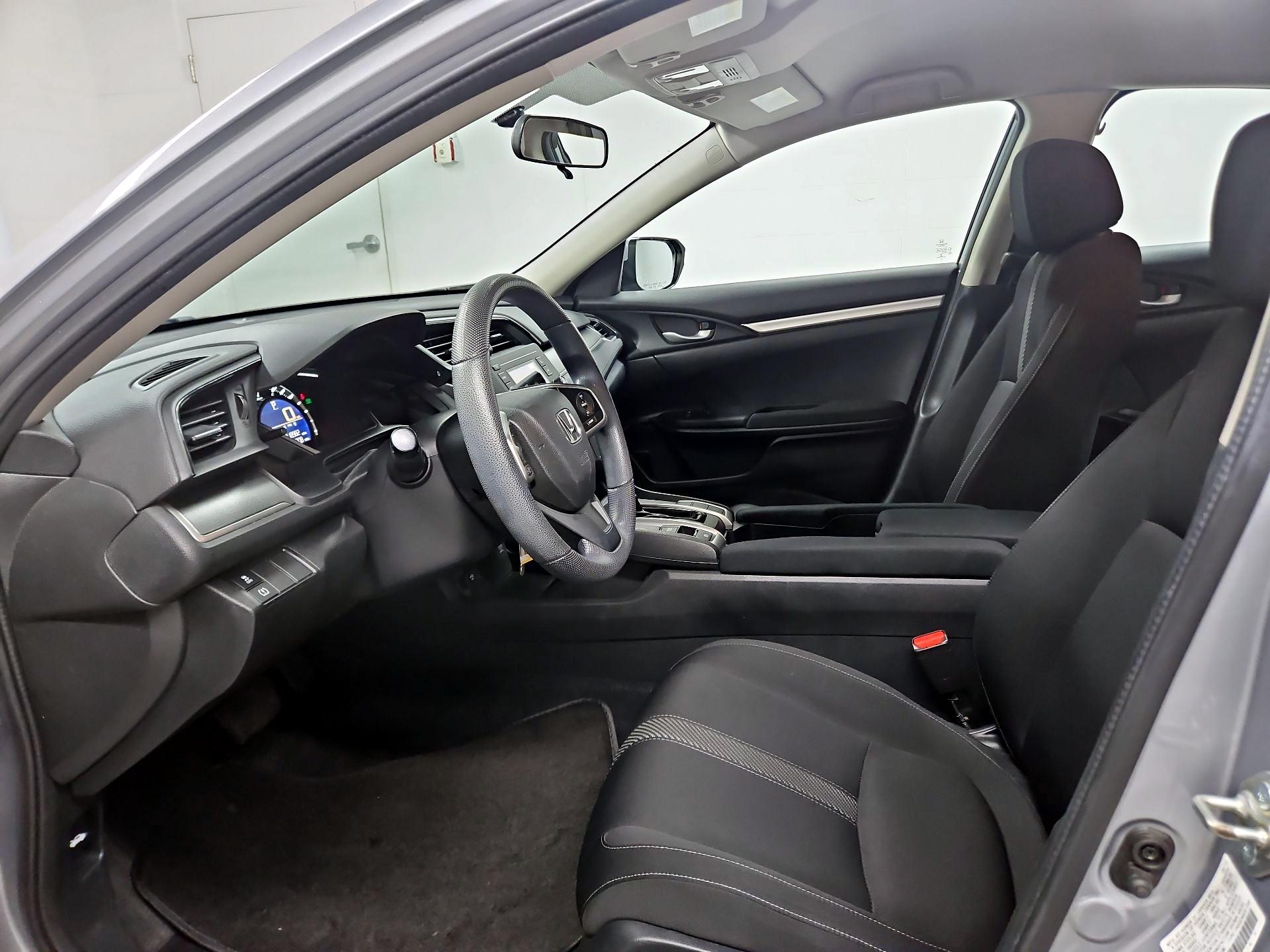 Thumbnail: 2016 Honda Civic - 11