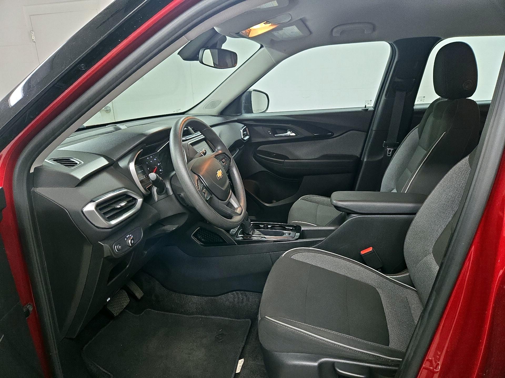 Thumbnail: 2021 Chevrolet TrailBlazer - 11