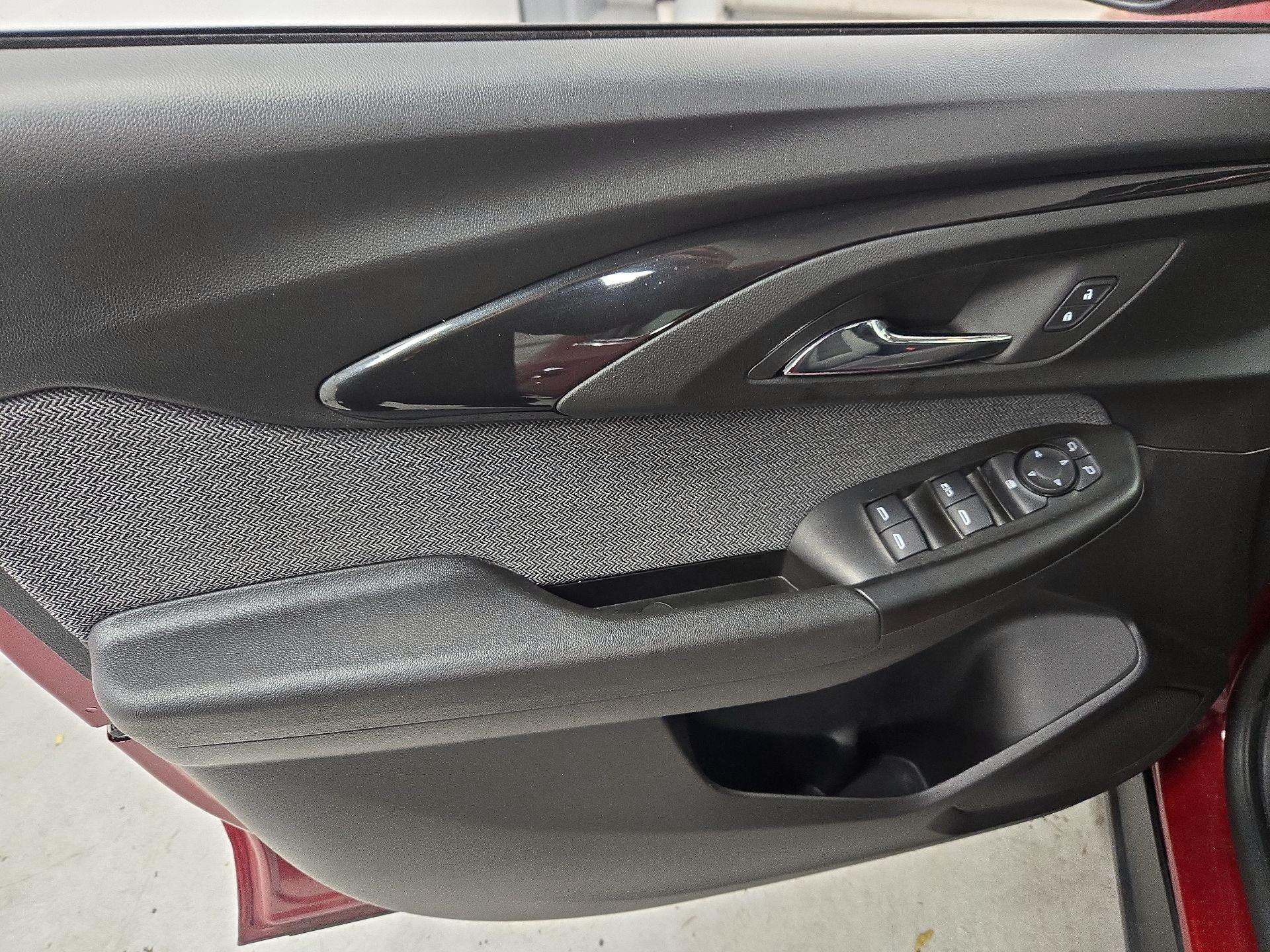 Thumbnail: 2021 Chevrolet TrailBlazer - 12