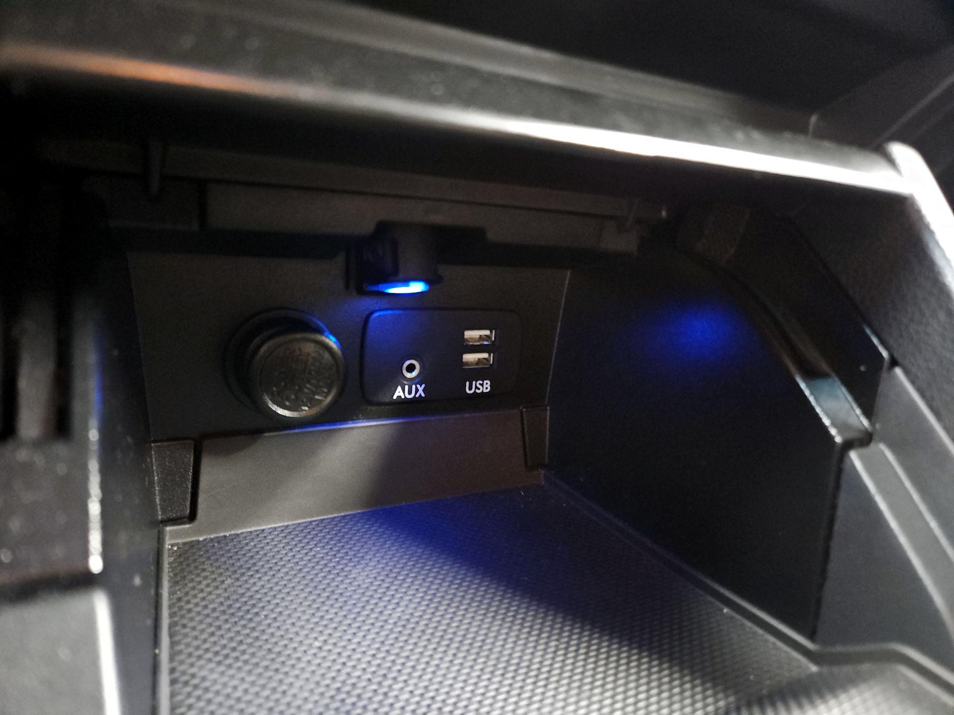 Thumbnail: 2018 Subaru Legacy - 18