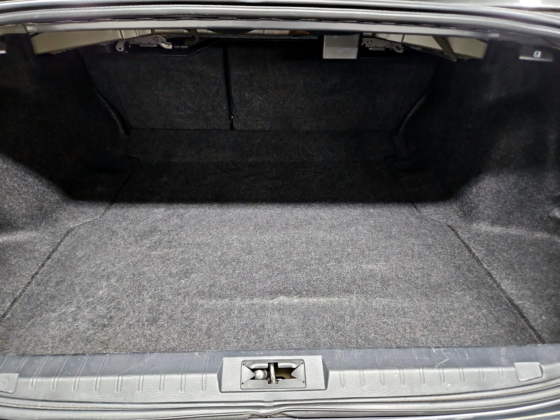 Thumbnail: 2018 Subaru Legacy - 20