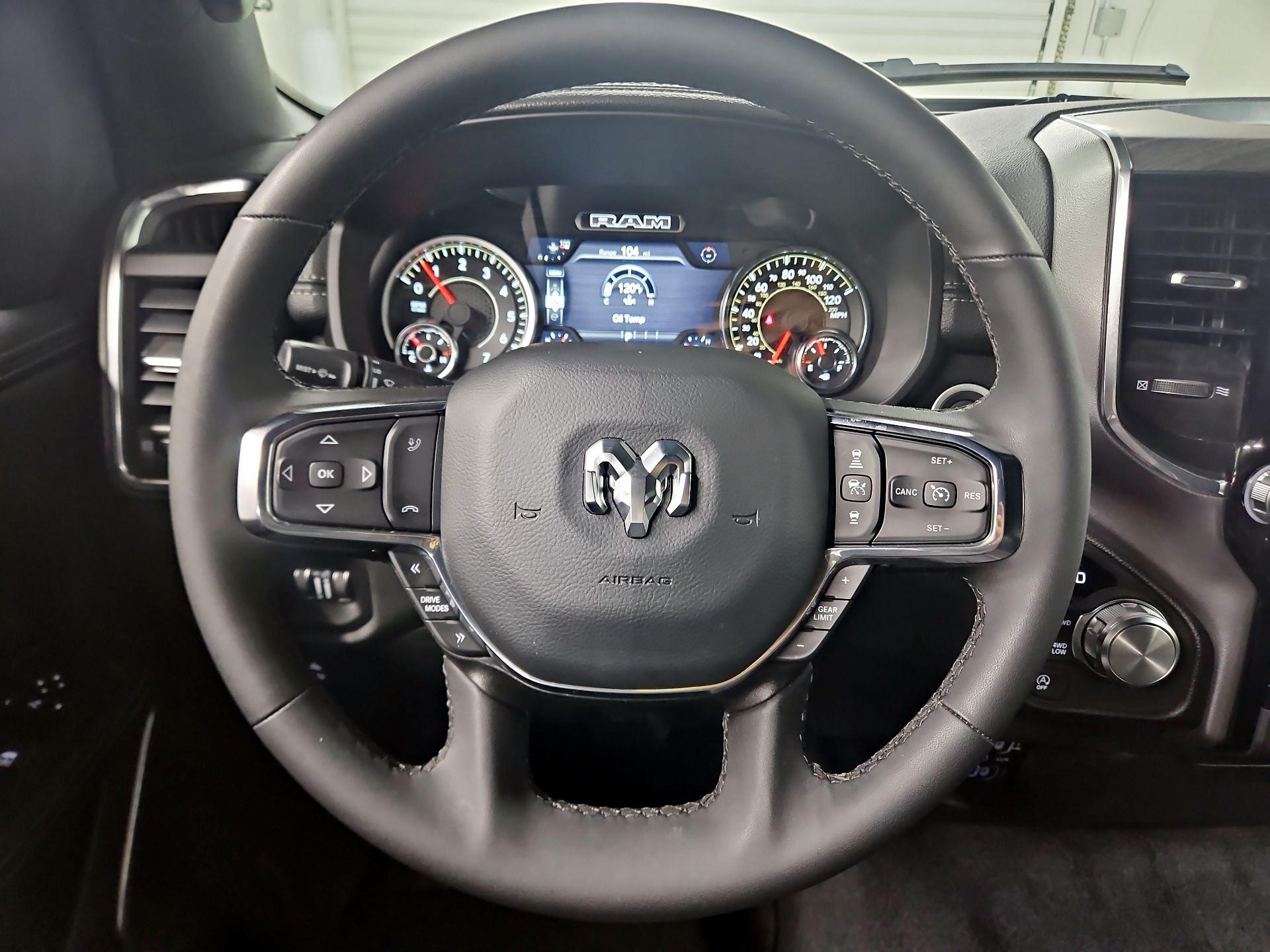 Thumbnail: 2025 RAM 1500 - 10