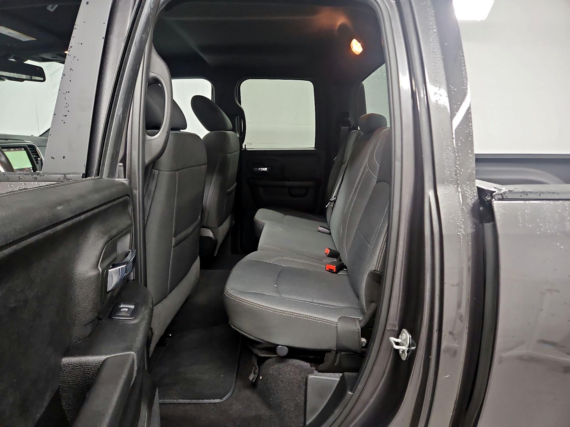 Thumbnail: 2022 RAM 1500 Classic - 20