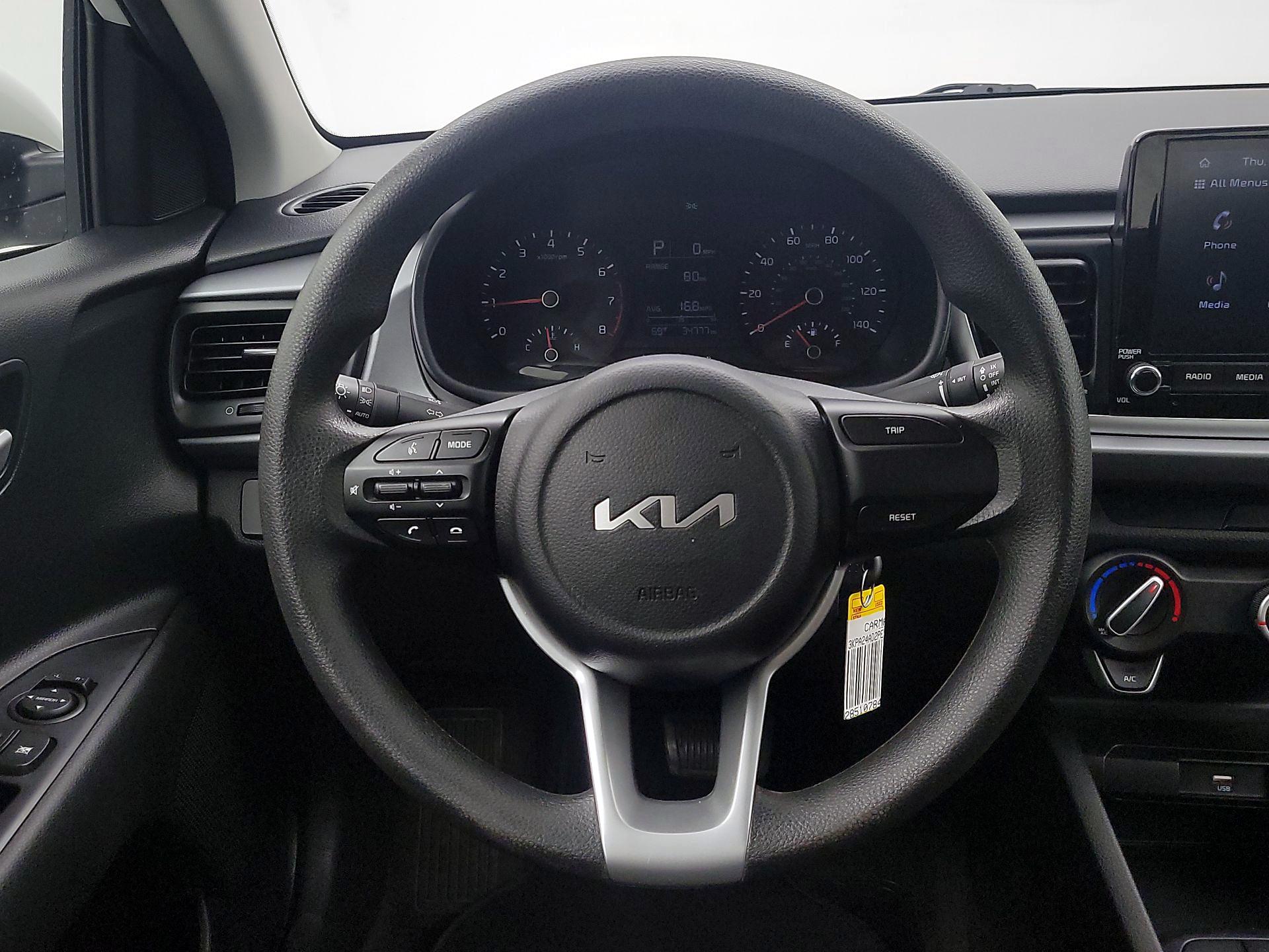 Thumbnail: 2023 Kia Rio - 10