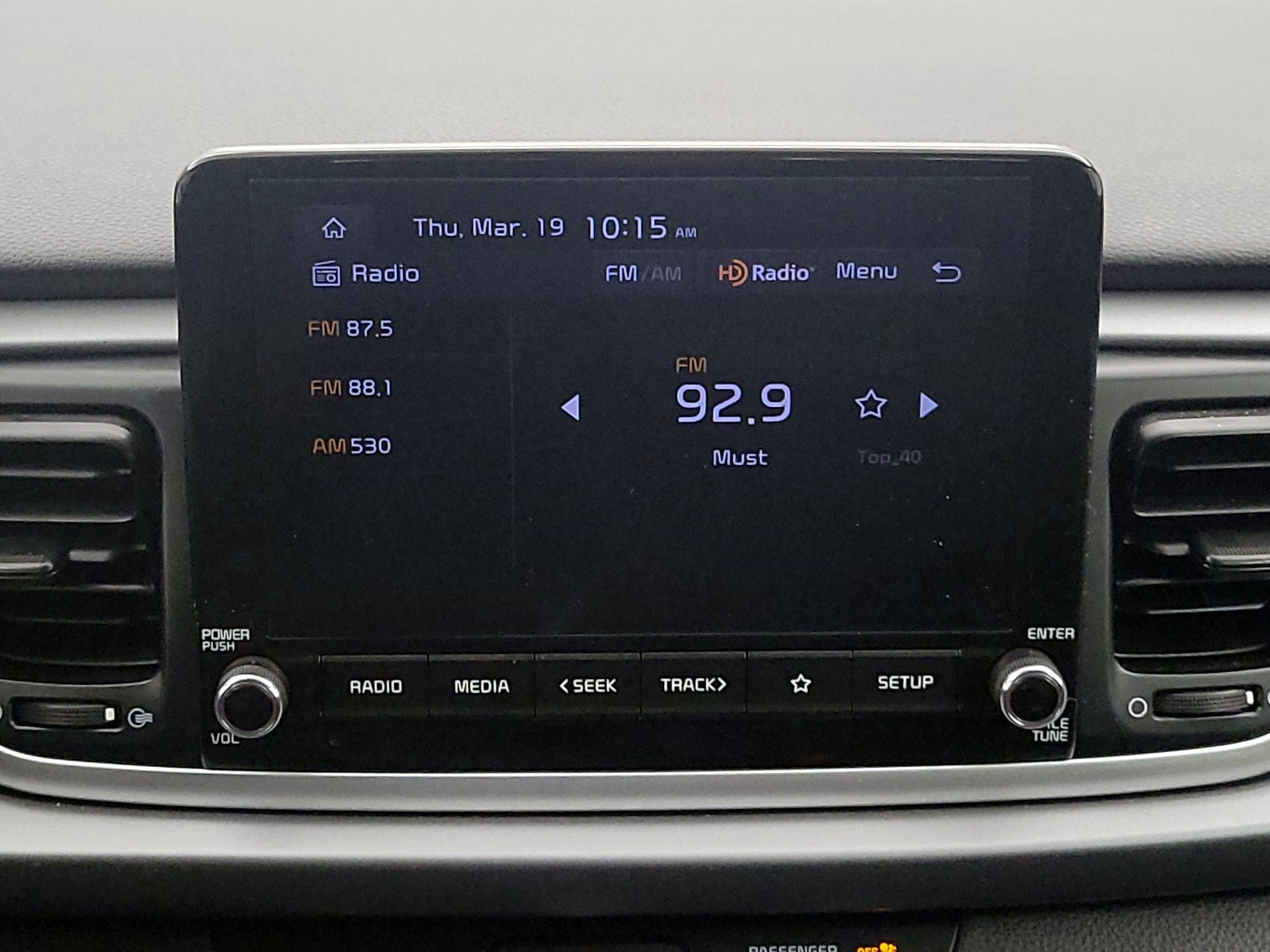 Thumbnail: 2023 Kia Rio - 15