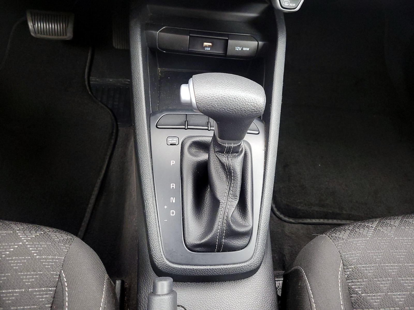 2023 Kia Rio LX - Photo 18