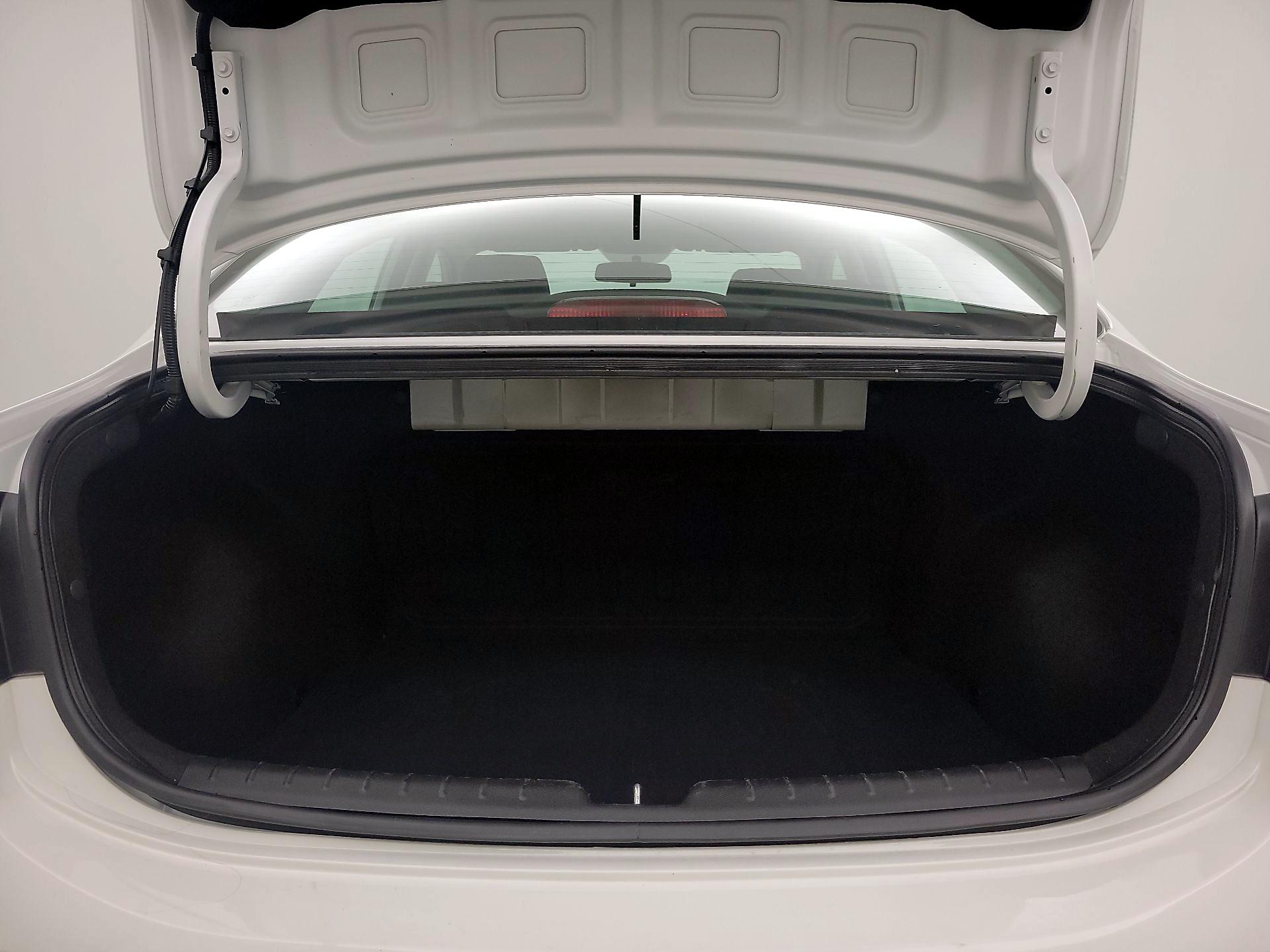 Thumbnail: 2023 Kia Rio - 20