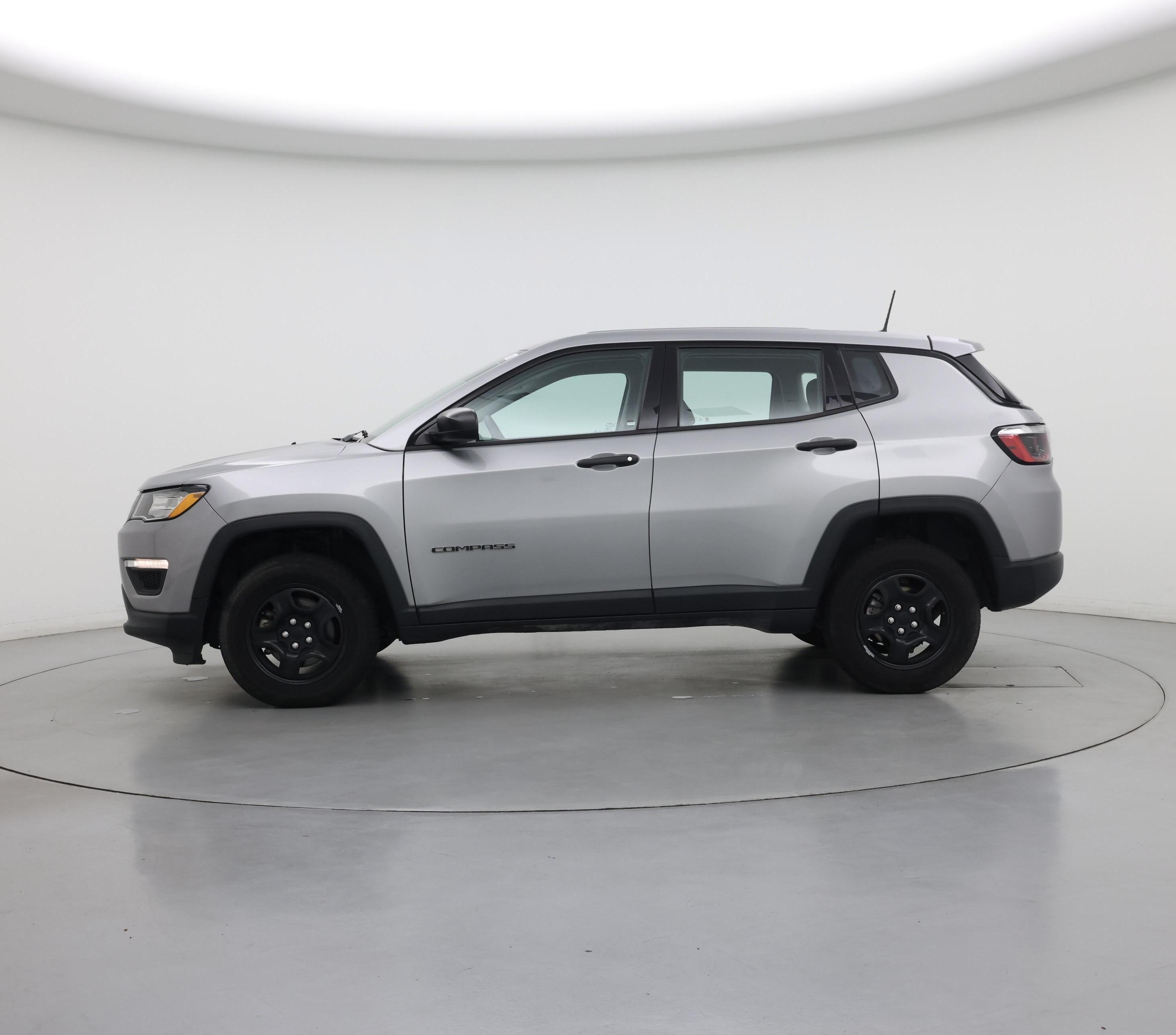 Thumbnail: 2020 Jeep Compass - 3
