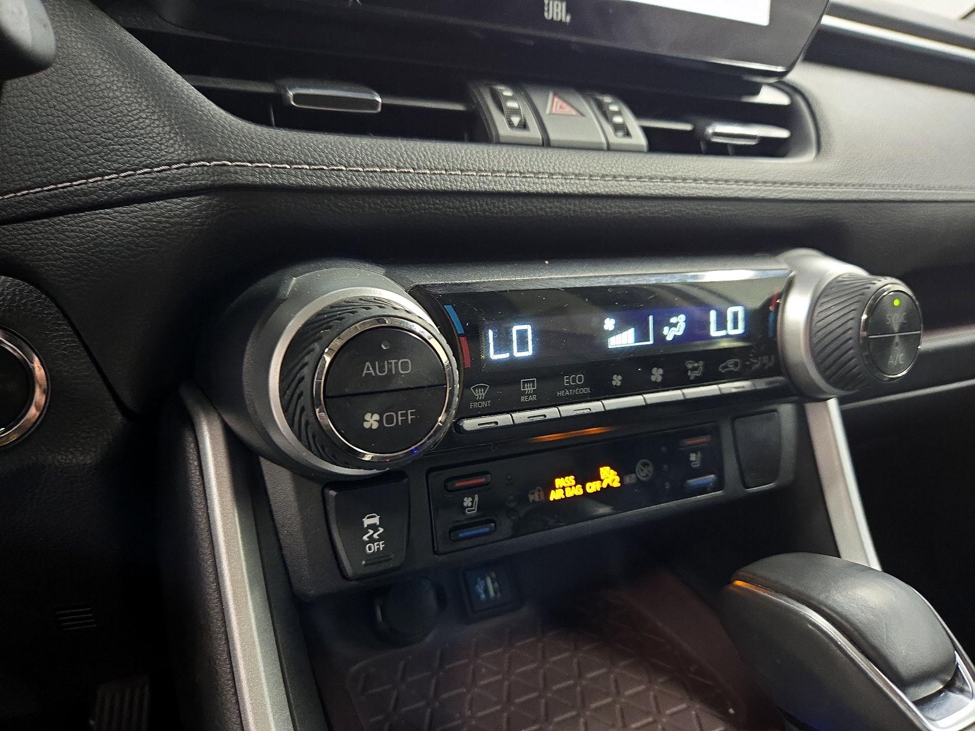 Thumbnail: 2024 Toyota RAV4 - 16