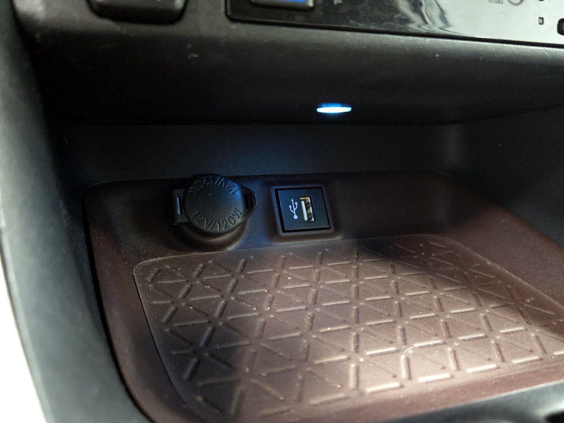 Thumbnail: 2024 Toyota RAV4 - 18