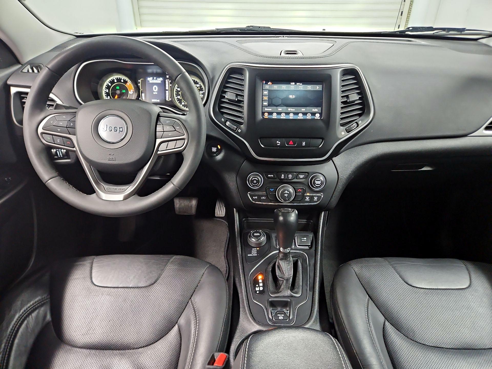 Thumbnail: 2021 Jeep Cherokee - 9