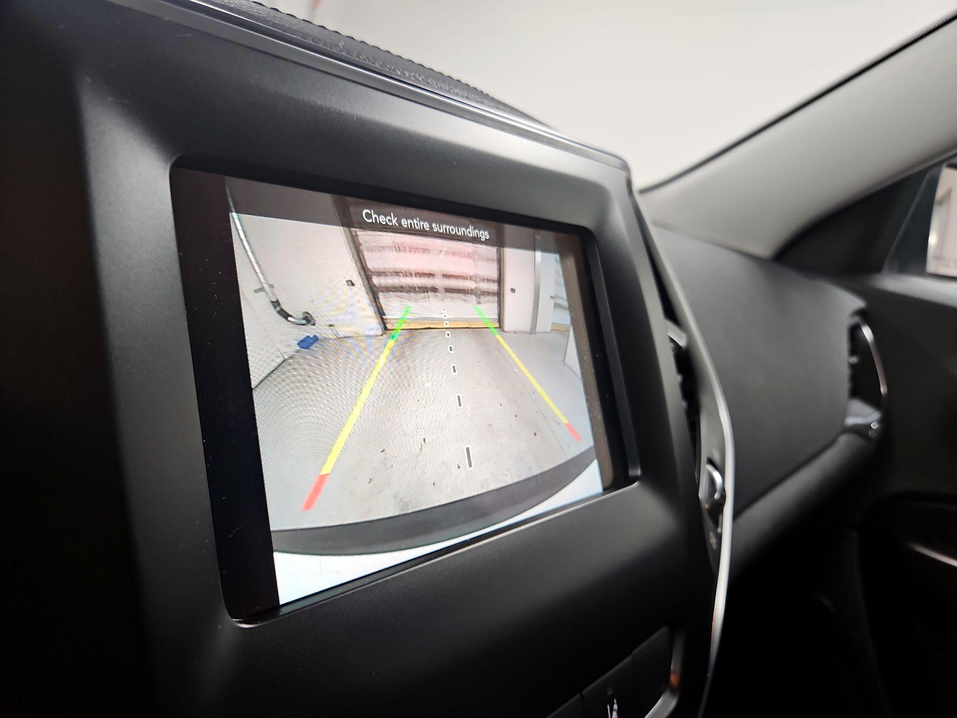 Thumbnail: 2021 Jeep Cherokee - 14