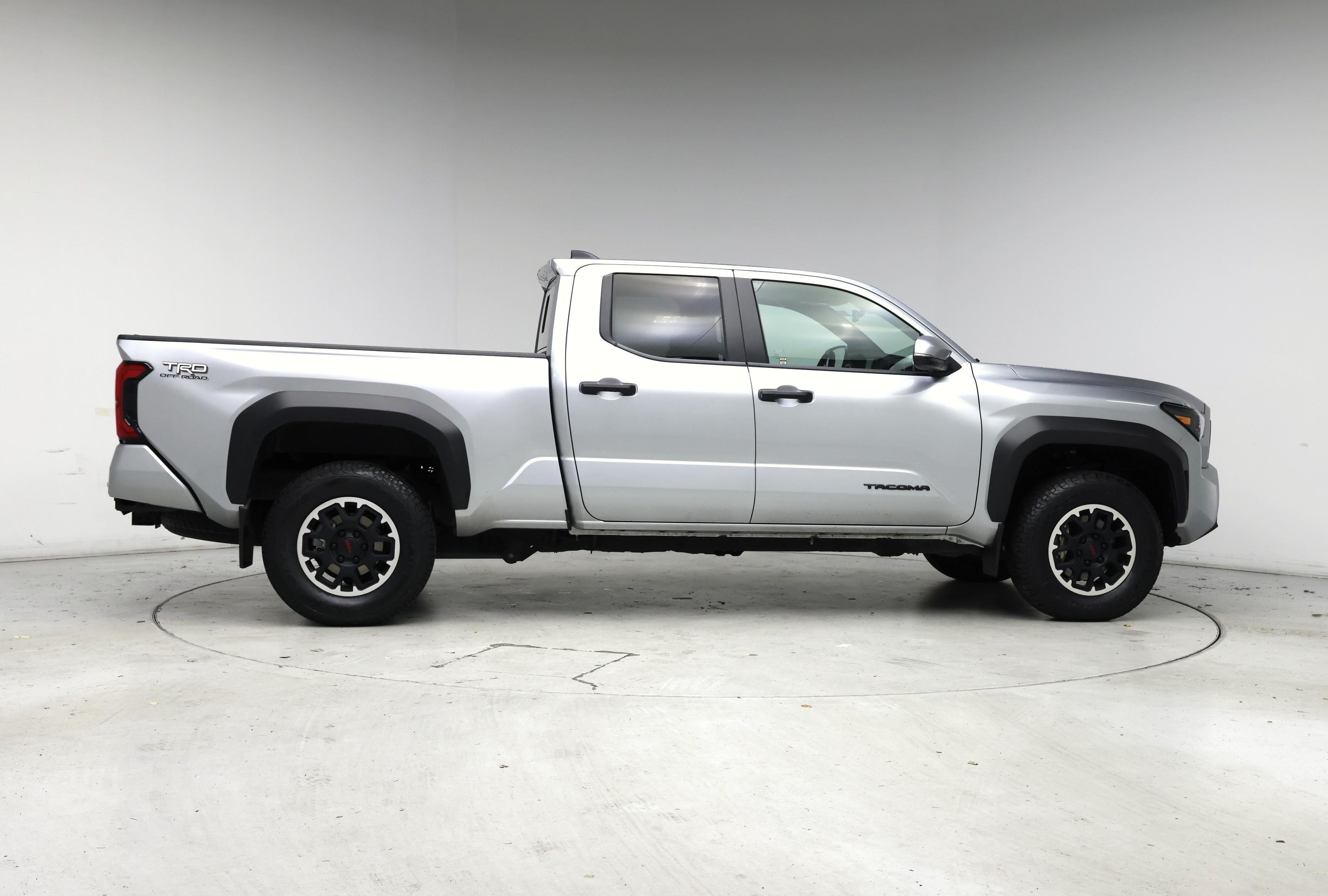 Thumbnail: 2024 Toyota Tacoma - 7