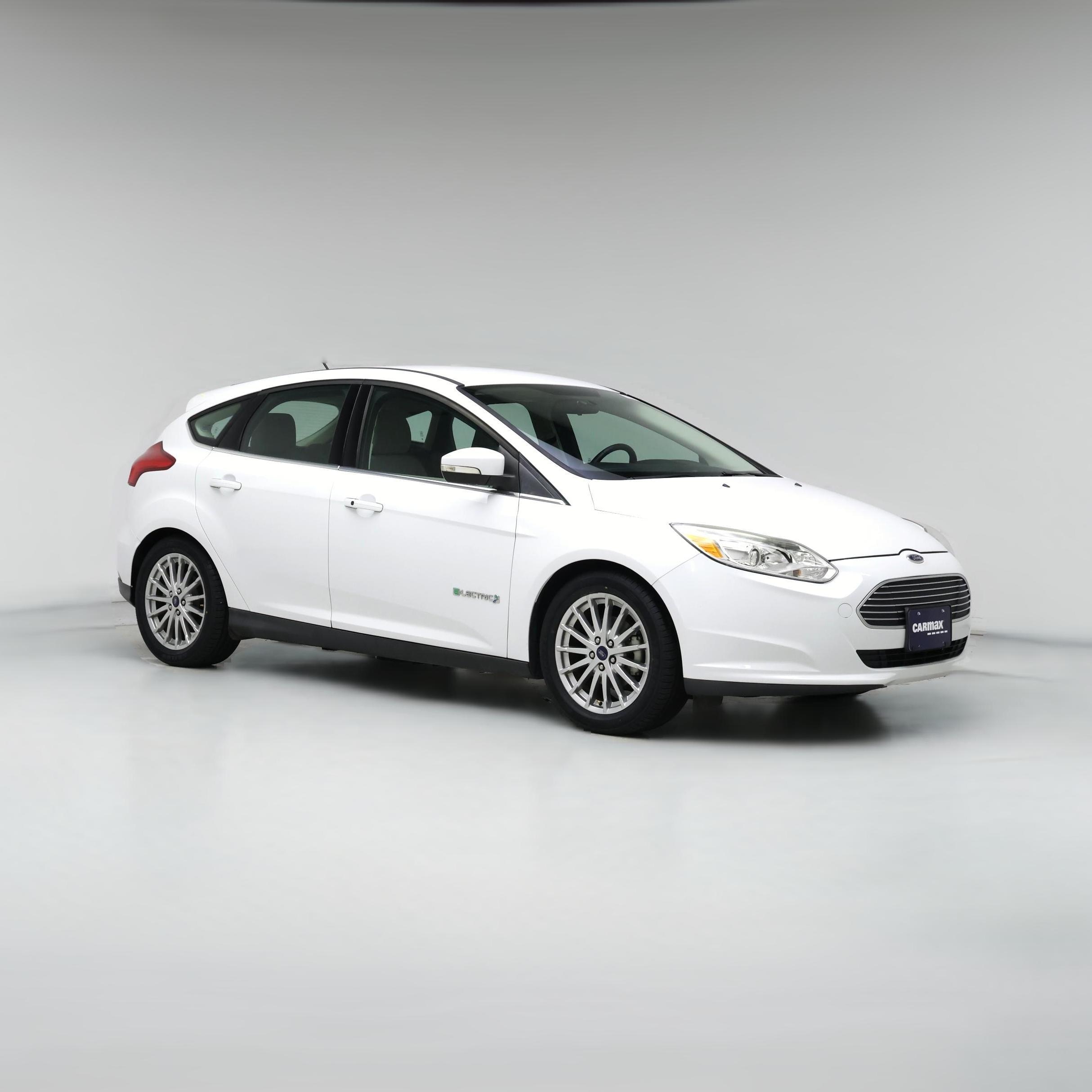Thumbnail: 2016 Ford Focus - 1