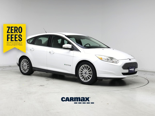 White 2016 Ford Focus Electric Hatchback Hatchback Front-Wheel Drive Automatic