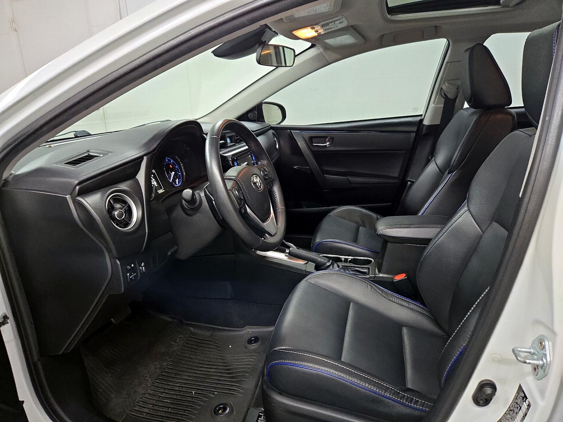 Thumbnail: 2017 Toyota Corolla - 11