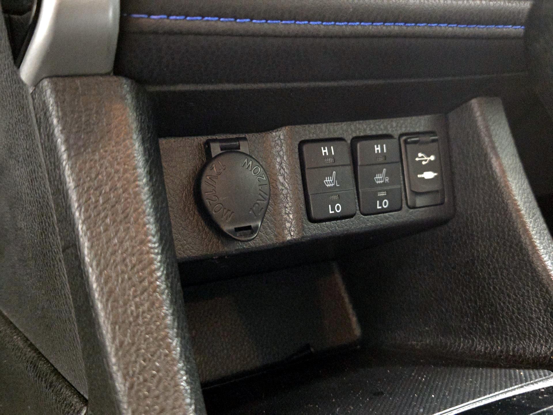 Thumbnail: 2017 Toyota Corolla - 18