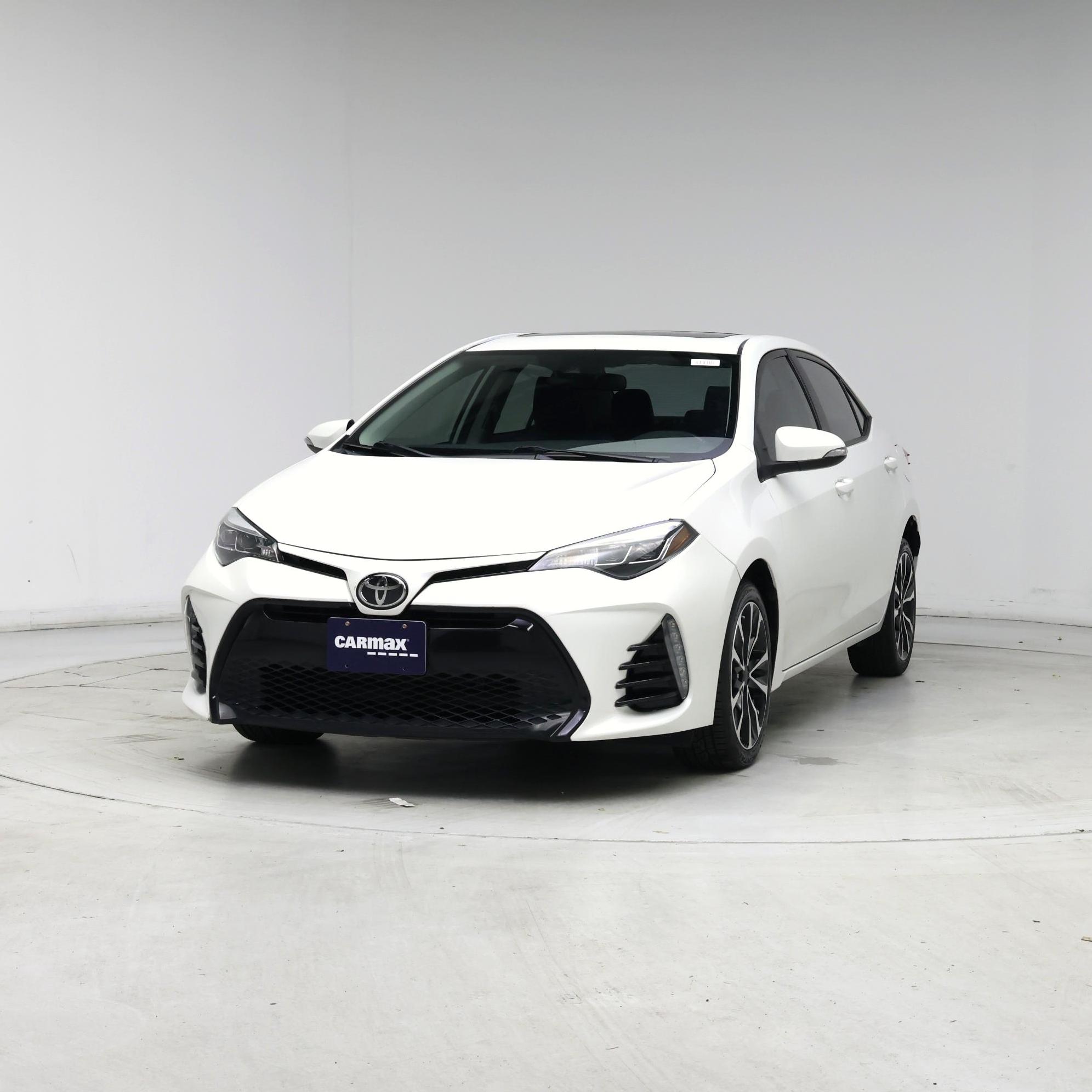 Thumbnail: 2017 Toyota Corolla - 4
