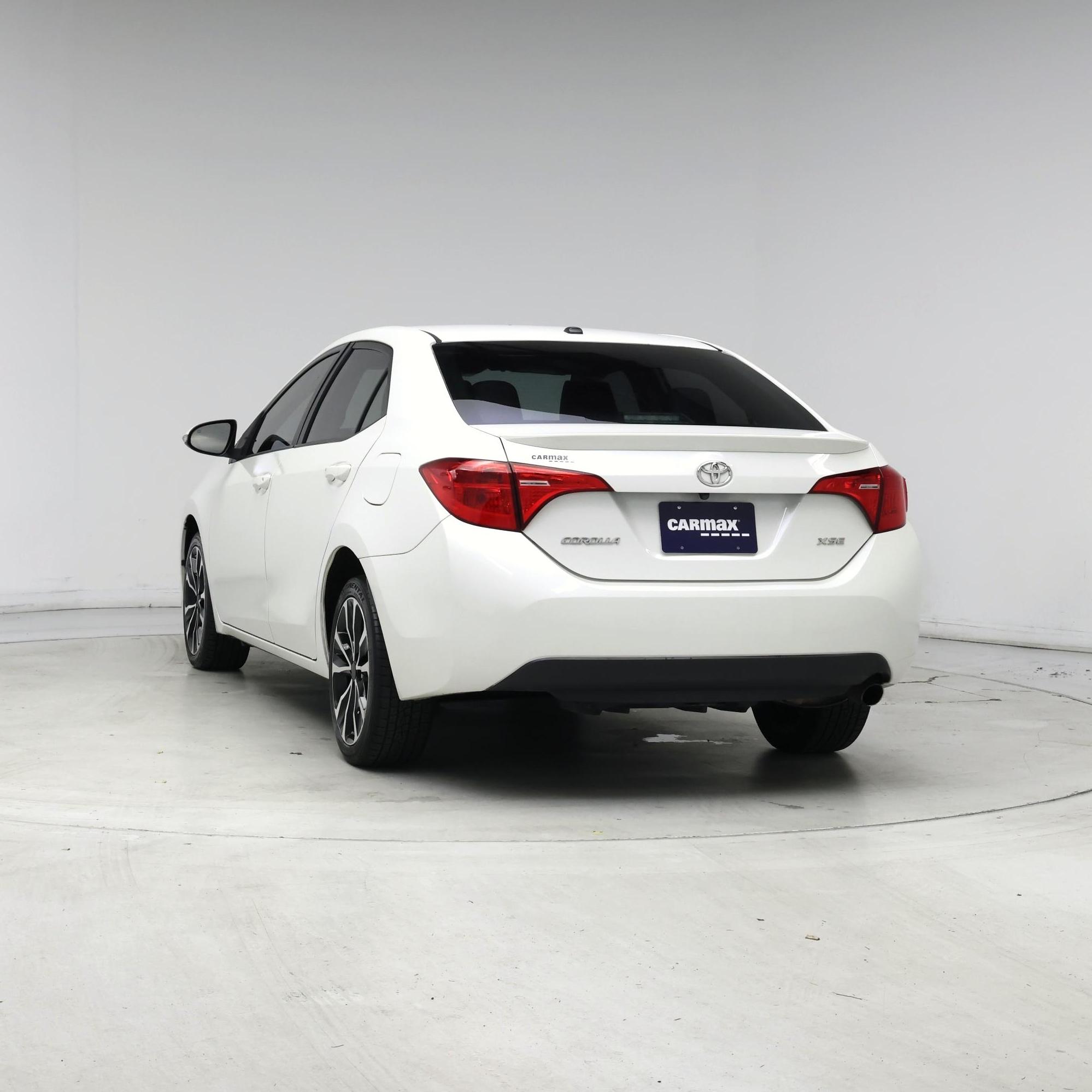 Thumbnail: 2017 Toyota Corolla - 6